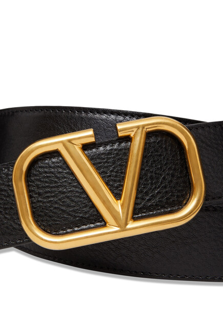 V Logo Buckle Belt
