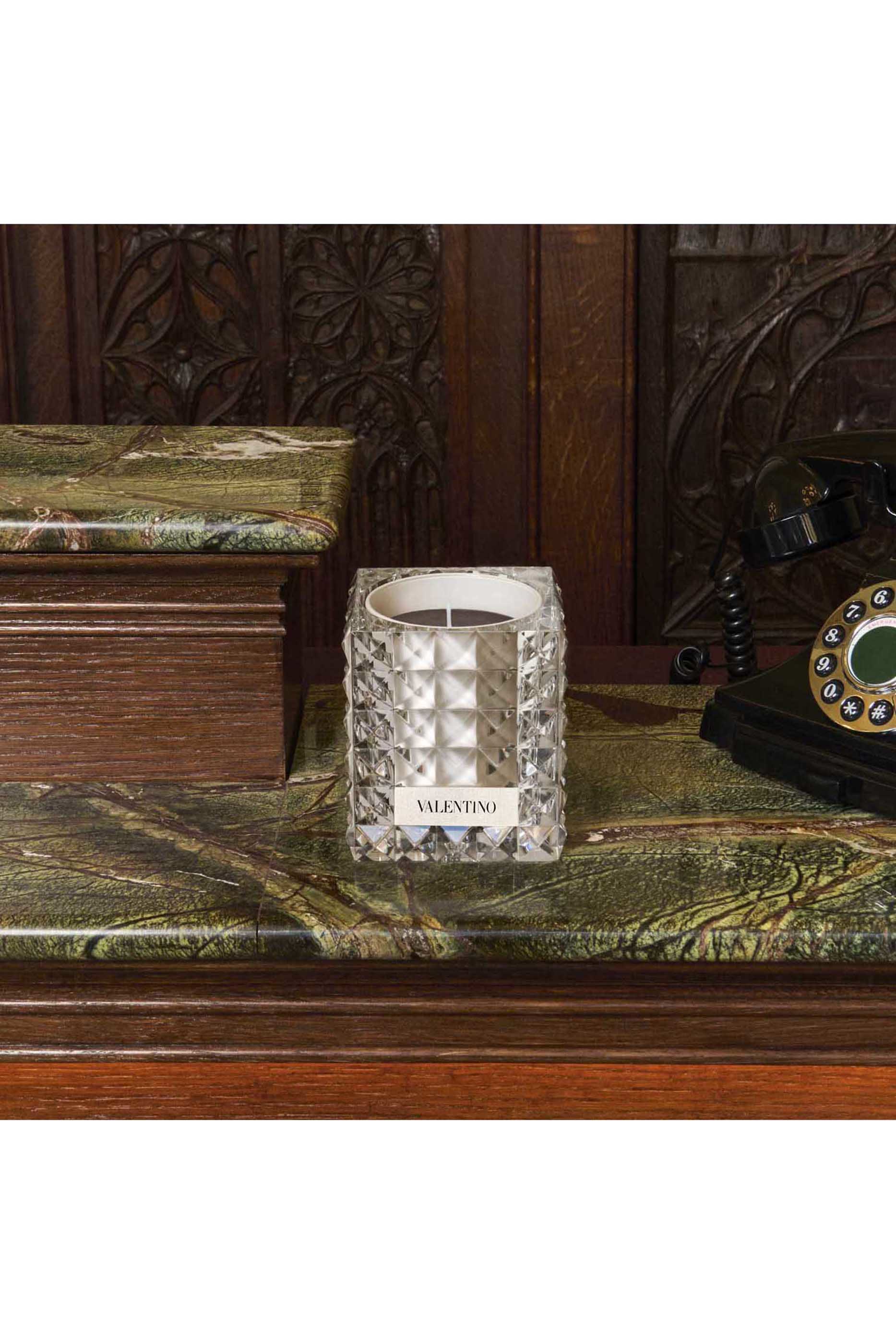 Cire Noir Scented Candle