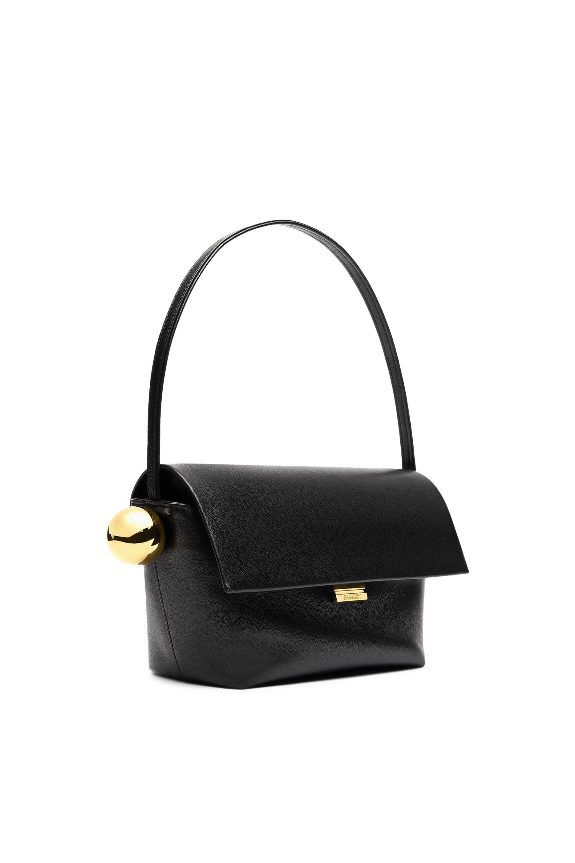 The Rond Carré Shoulder Bag