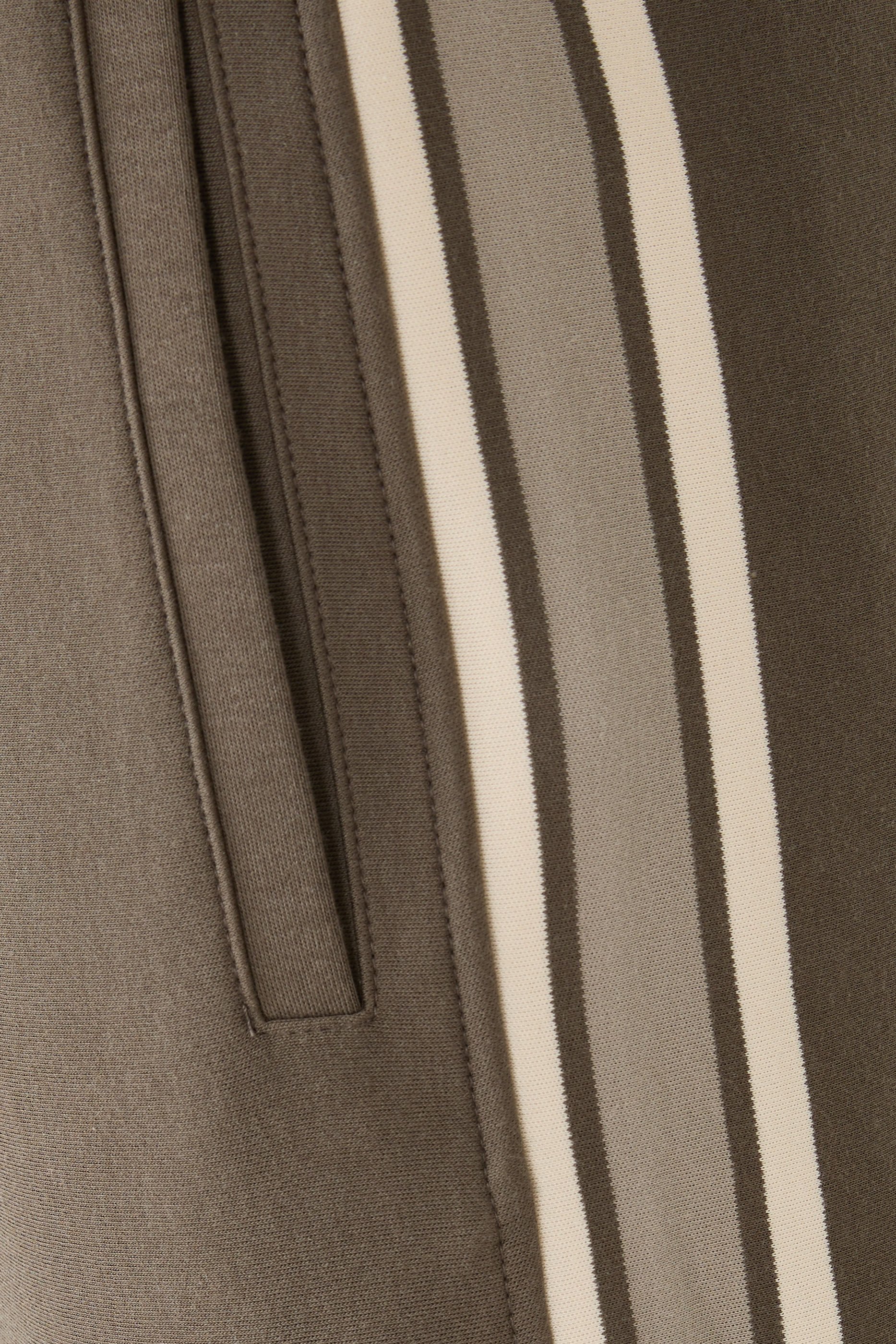 Elastic Waist Sweatpants