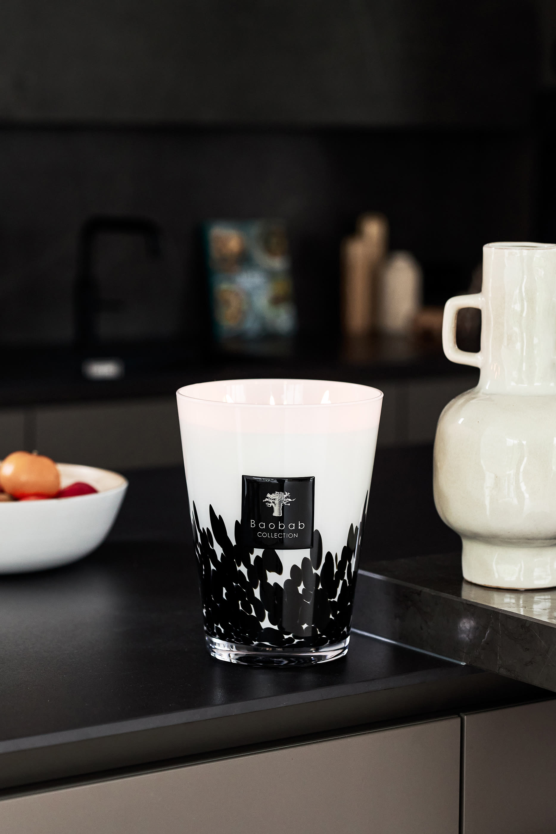 Max 10 Feathers Scented Candle