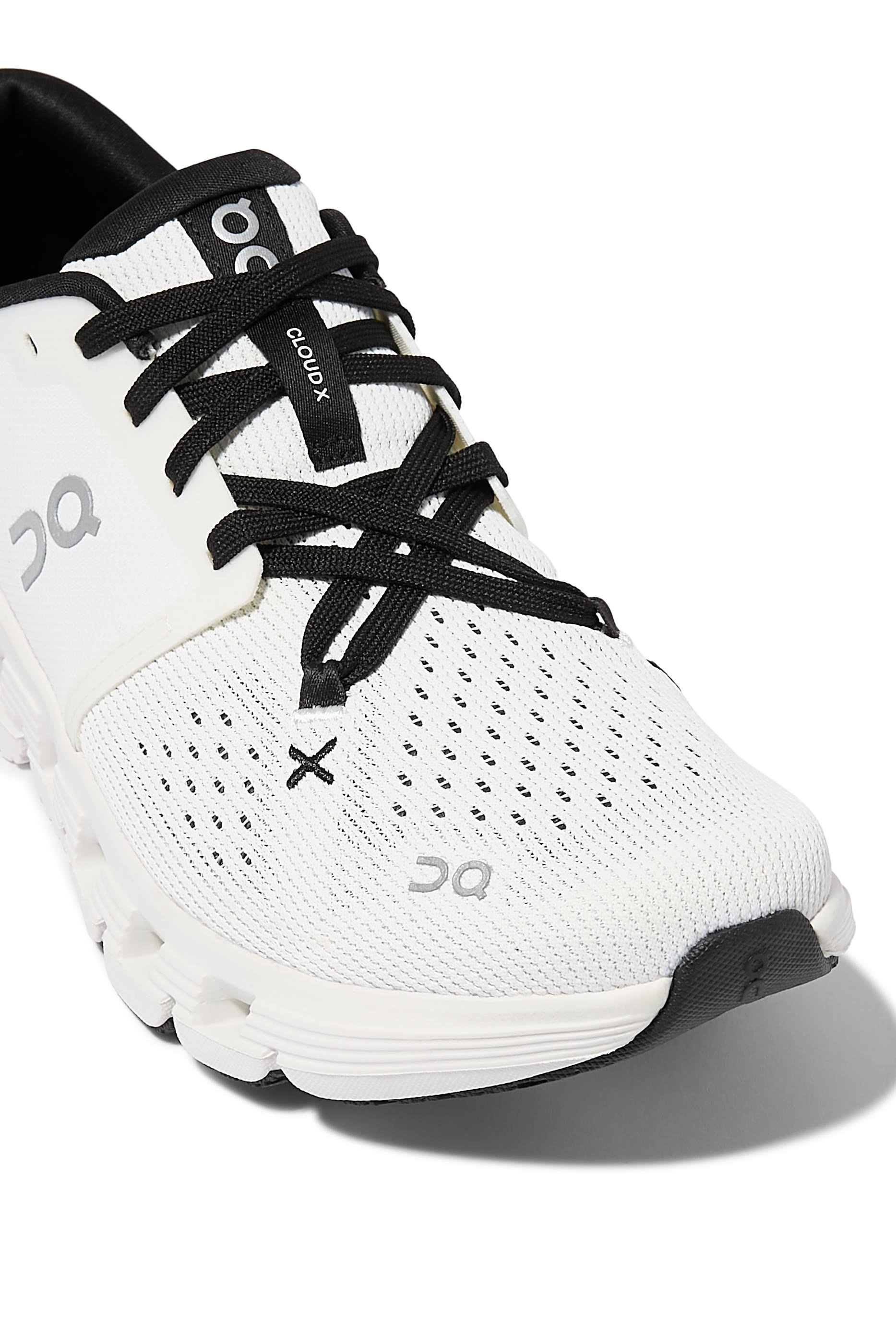  Cloud X 4 Low Top Sneakers