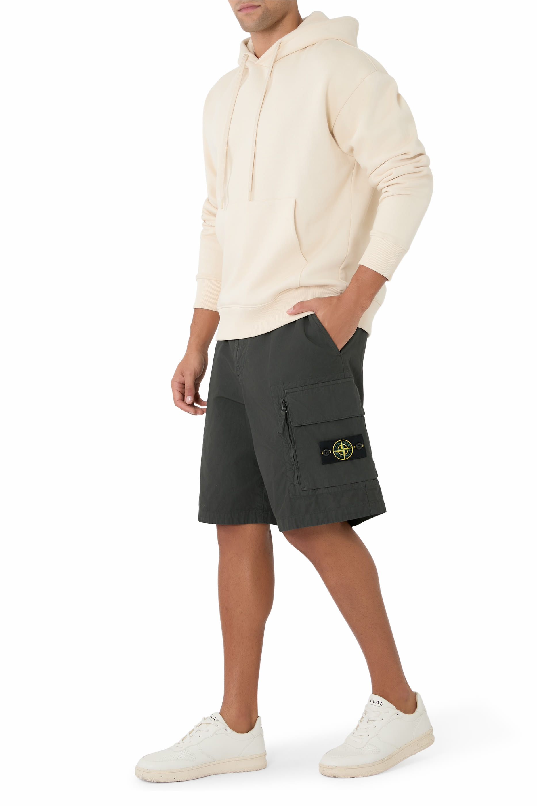 Compass-Badge Cargo Shorts
