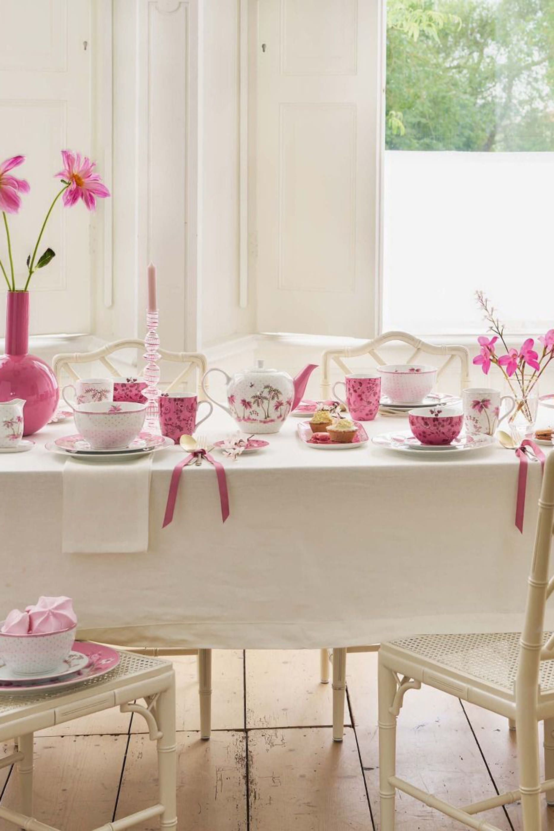 Jolie Pink Breakfast Set