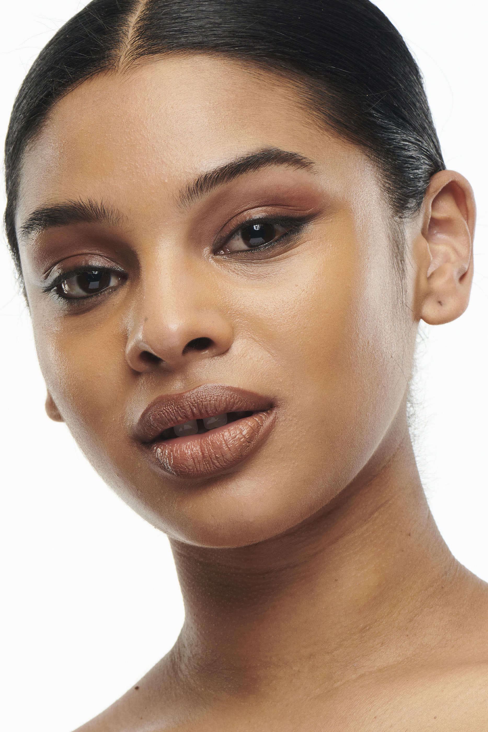 Studio Radiance Serum-Powered Foundation, 30ml