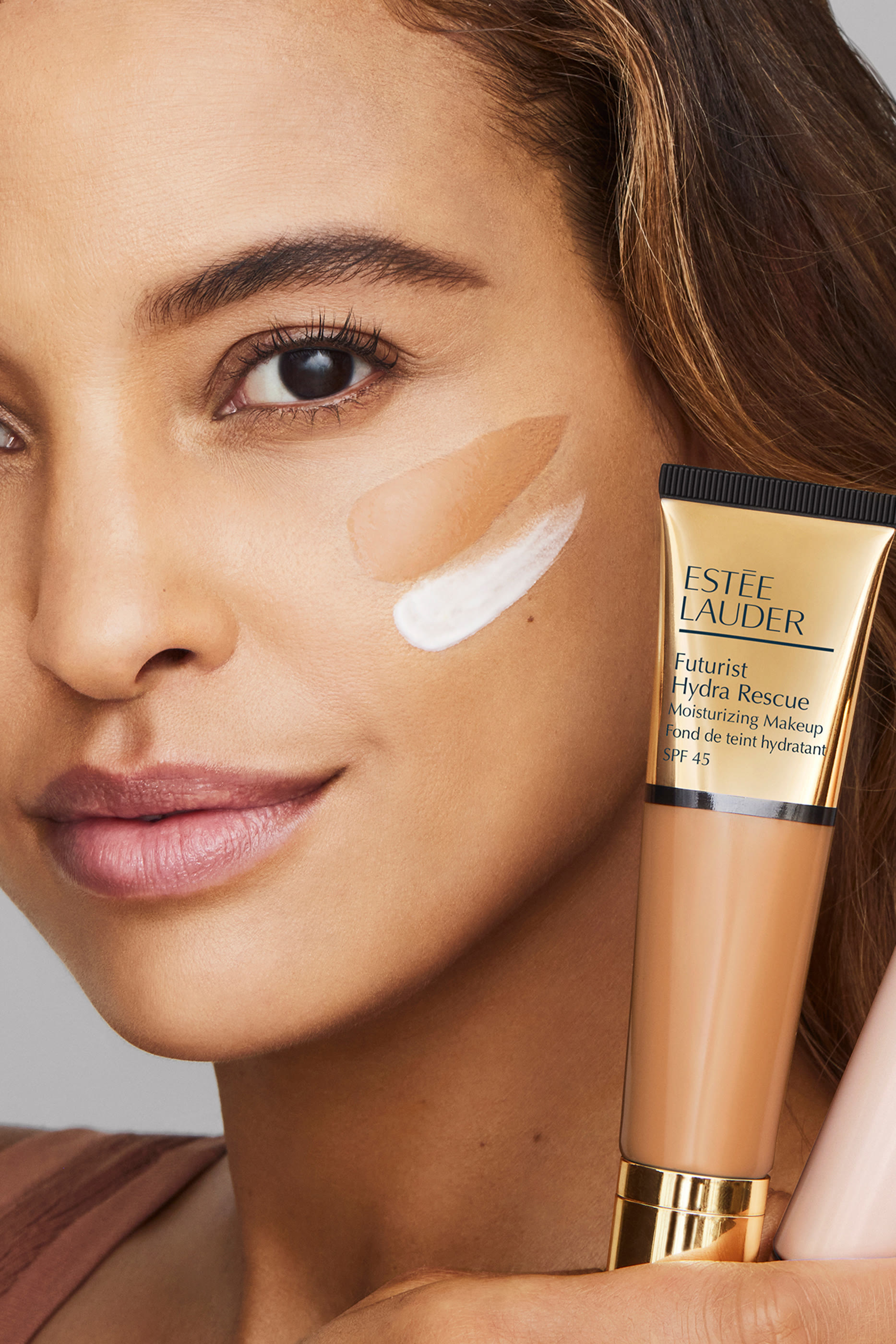 Futurist Hydra Rescue Moisturizing Makeup SPF 45