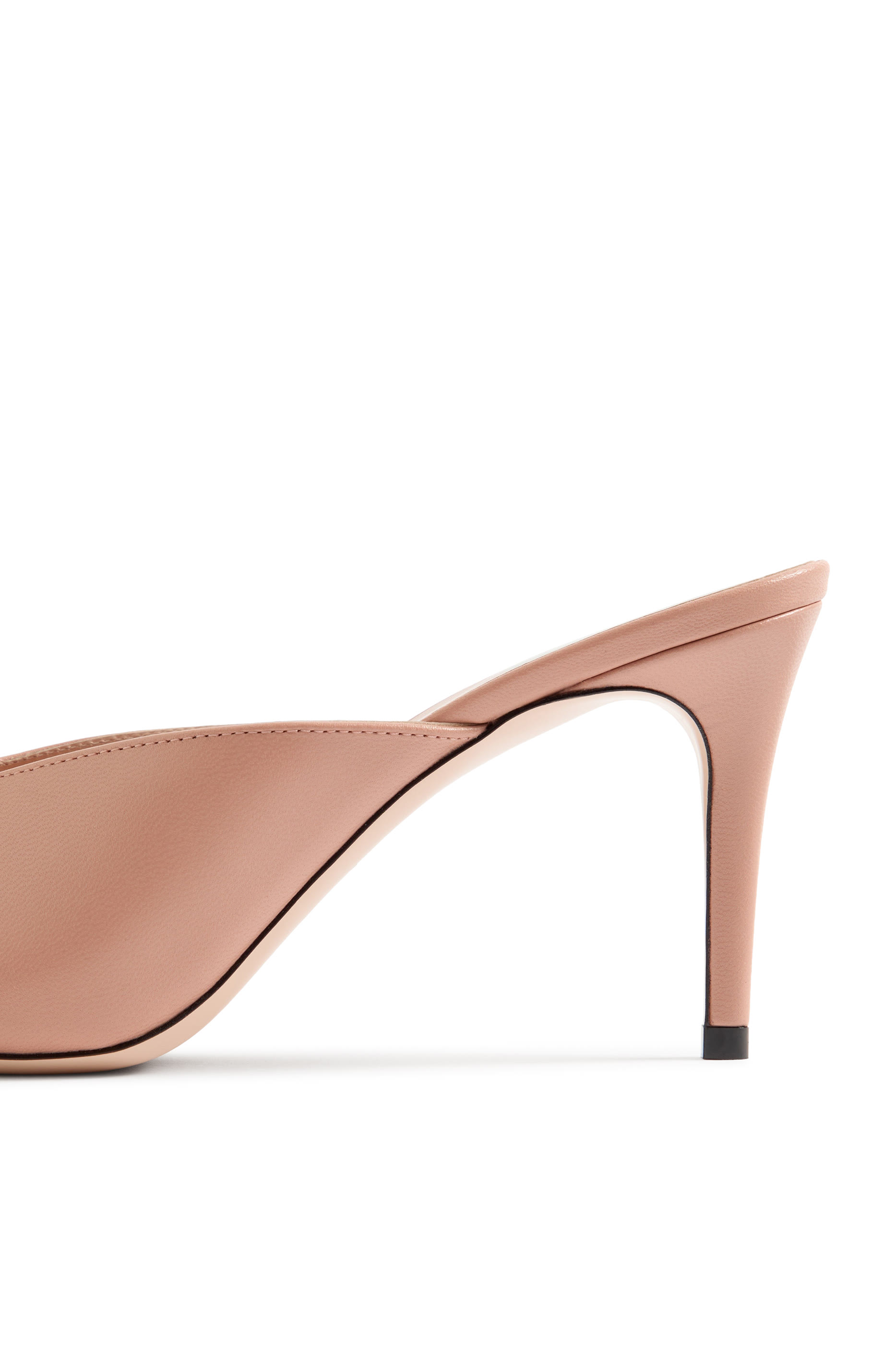 VLogo 80 Signature Sandals