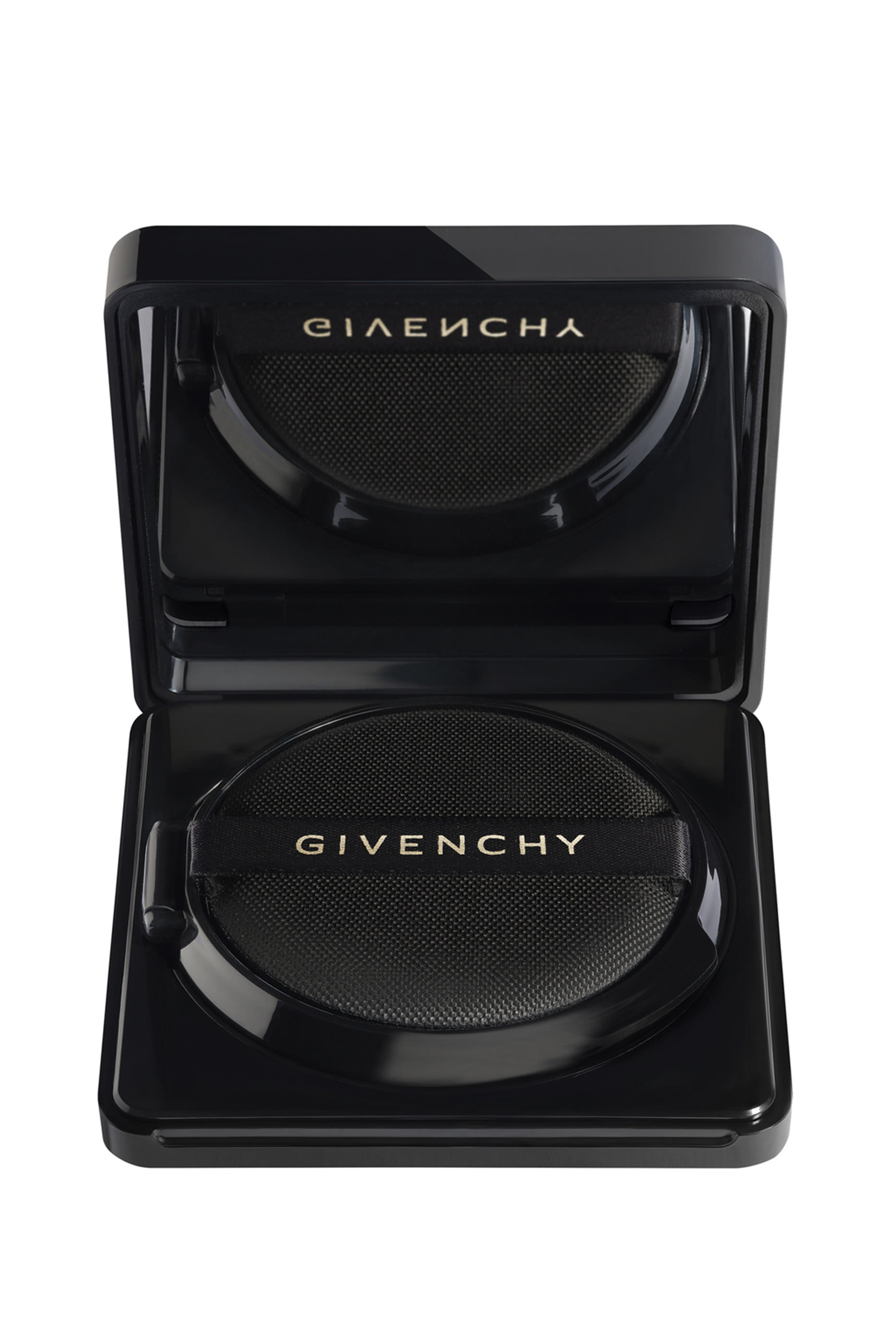 Le Soin Noir Compact UV Protection SPF 40 PA +++