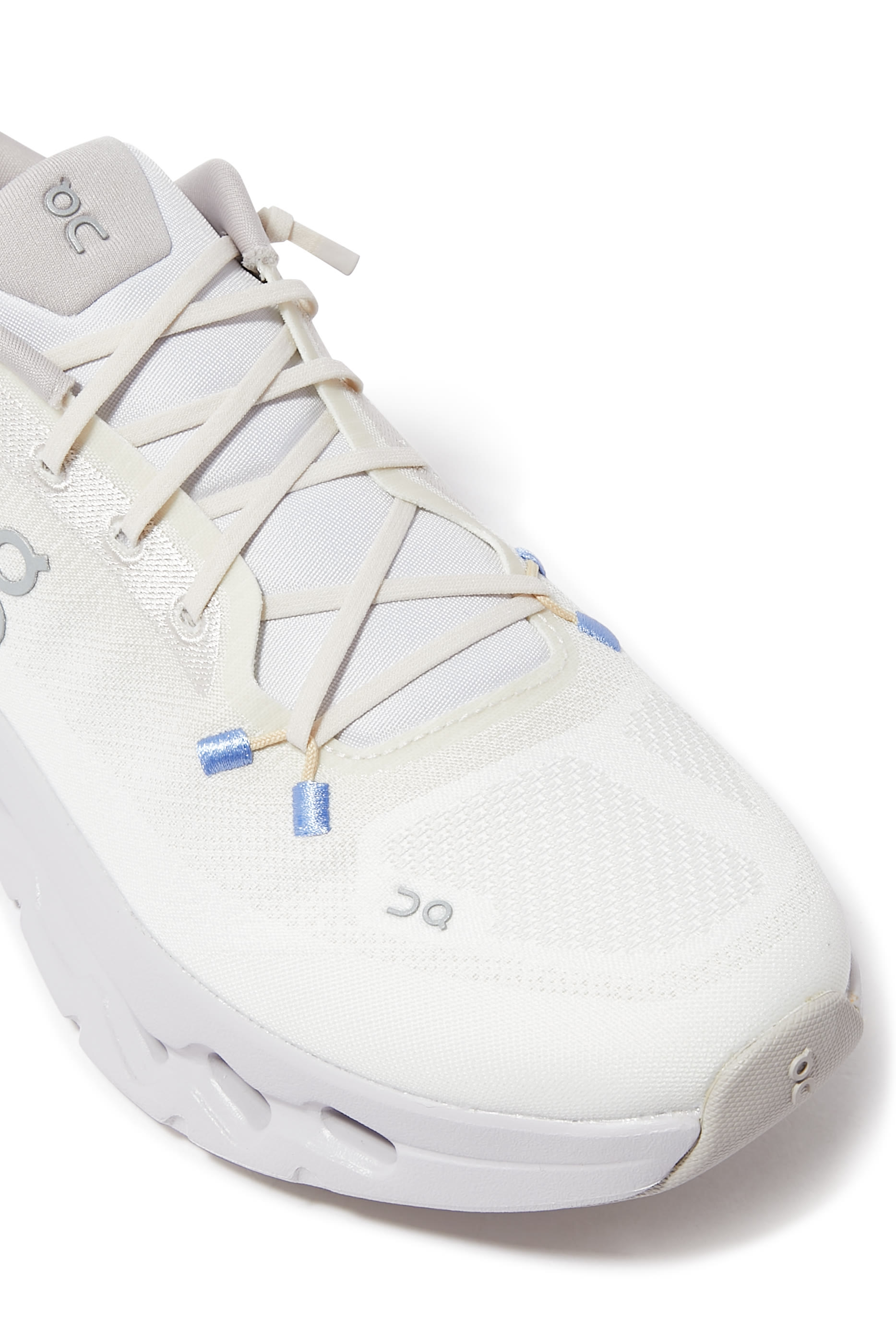 Womens Cloudtilt Sneakers