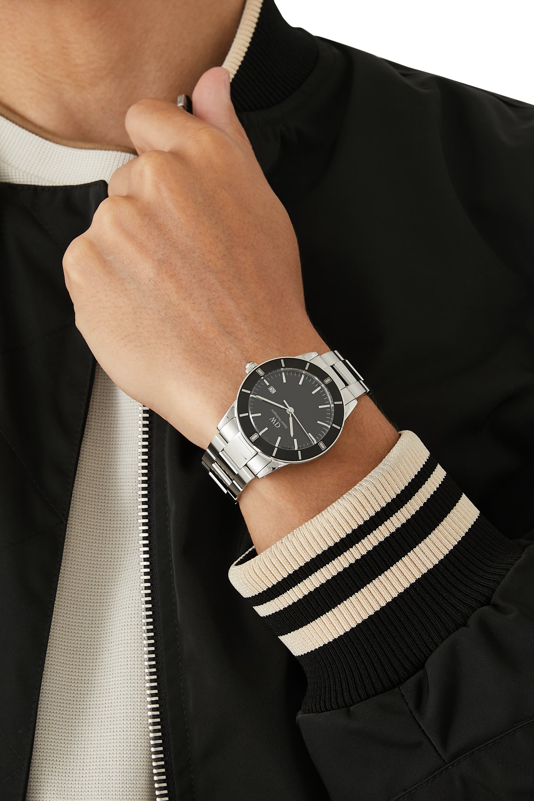 Iconic Paradigma Link Black Enamel Watch