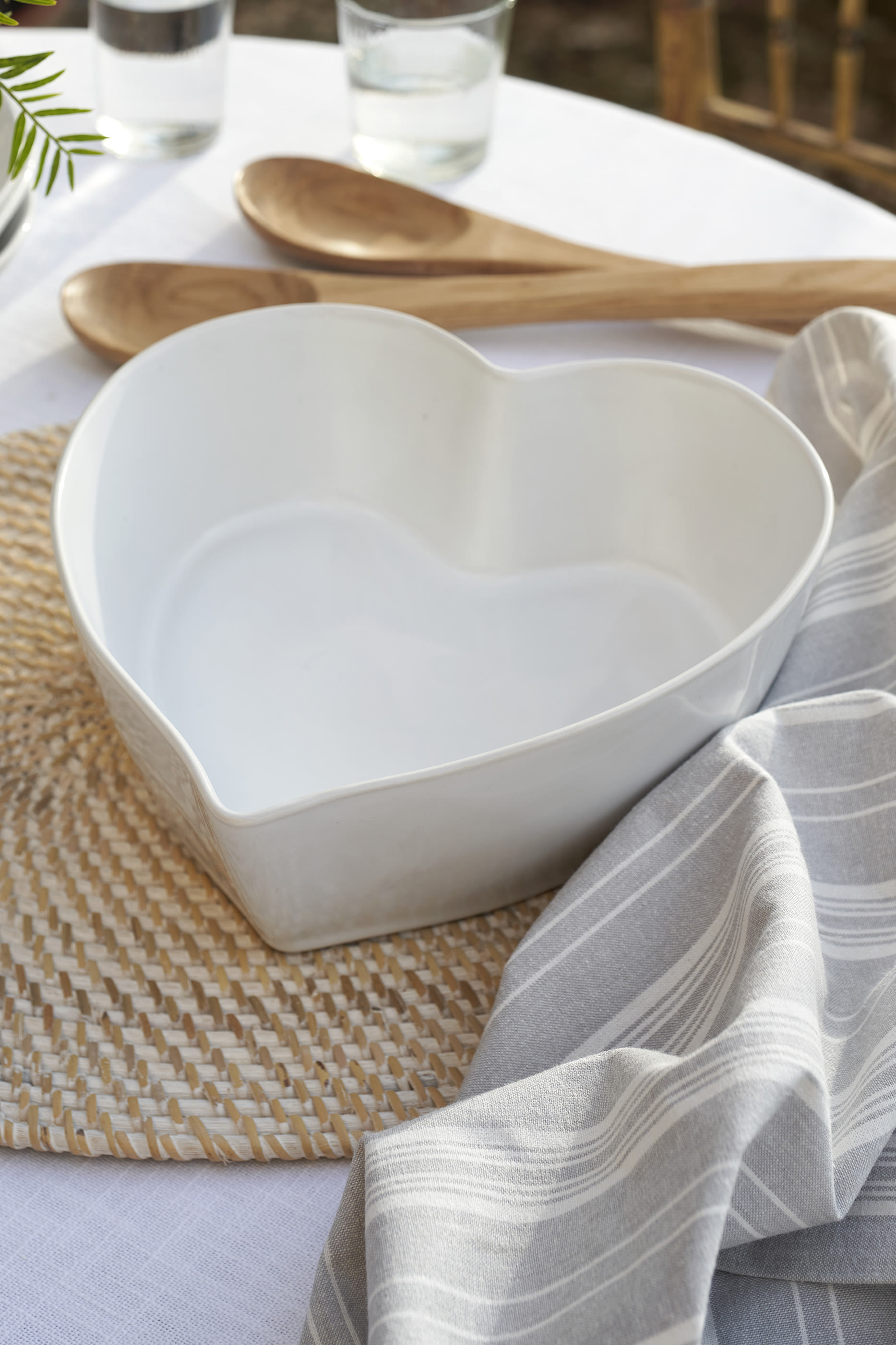 Medium Porto Heart Oven Dish