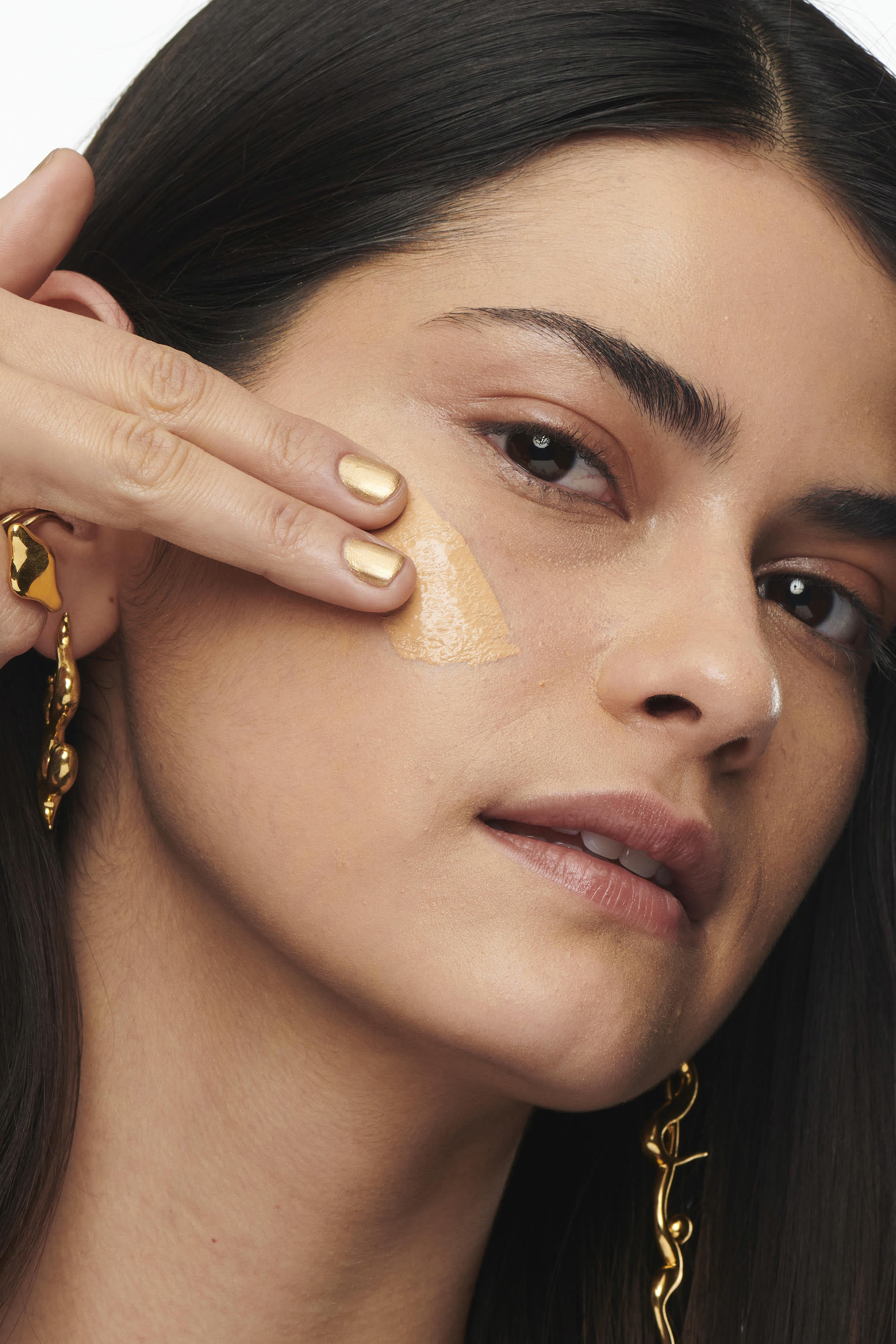 Studio Radiance Serum-Powered Foundation, 30ml