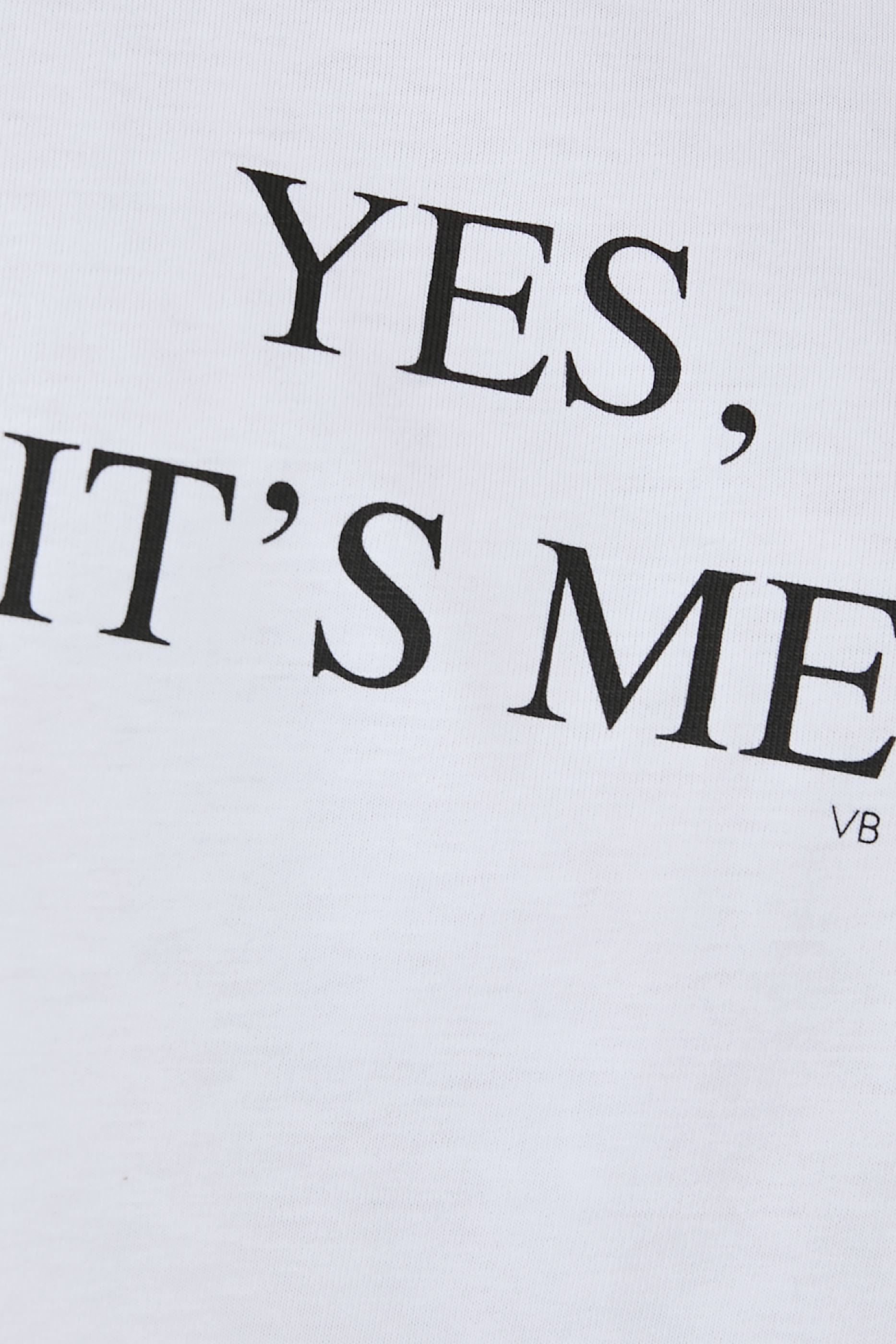 Yes, It’s Me Slogan T-Shirt