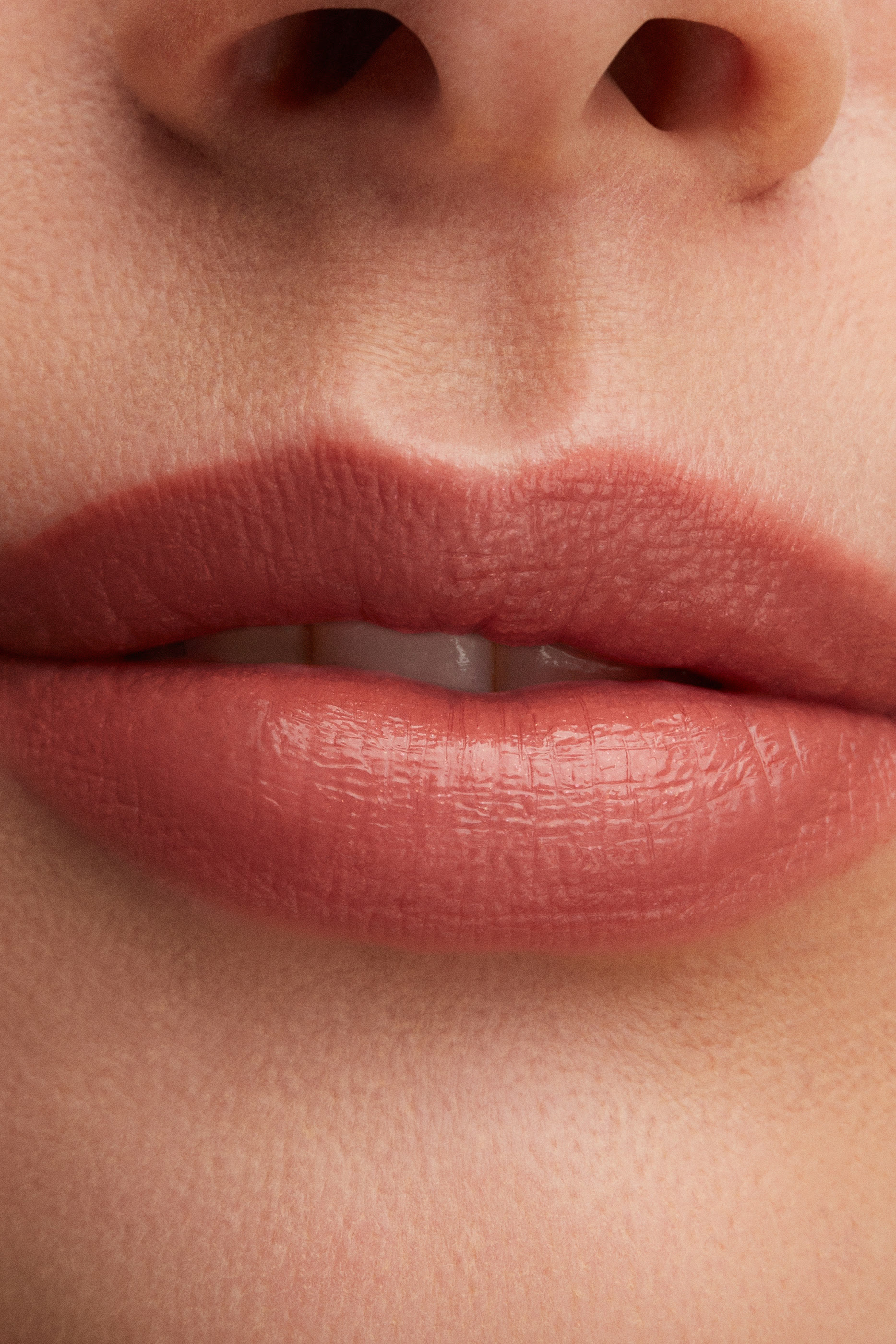 Lustreglass Sheer-Shine Lipstick