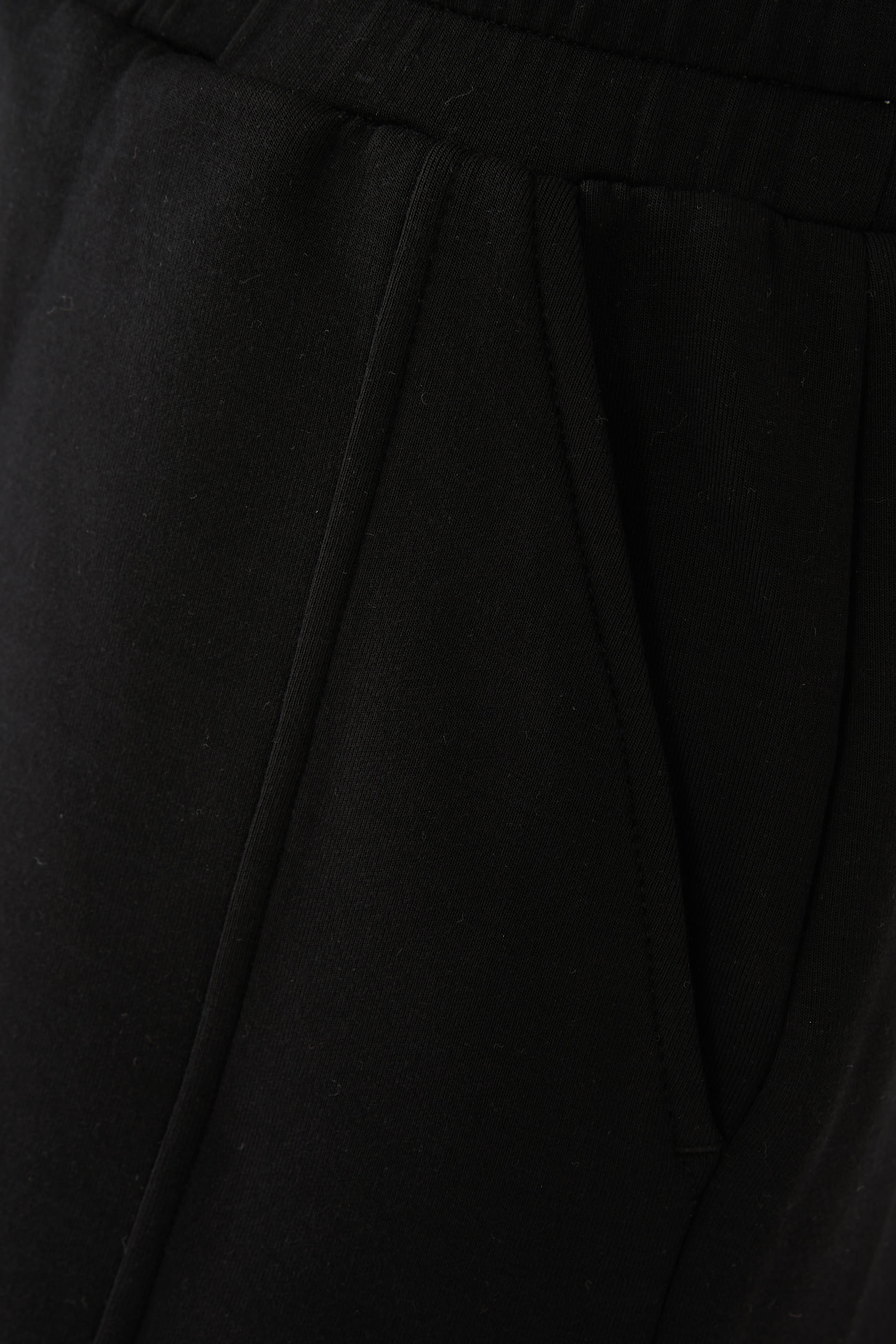 Atrium High-Rise Shorts 4.5"