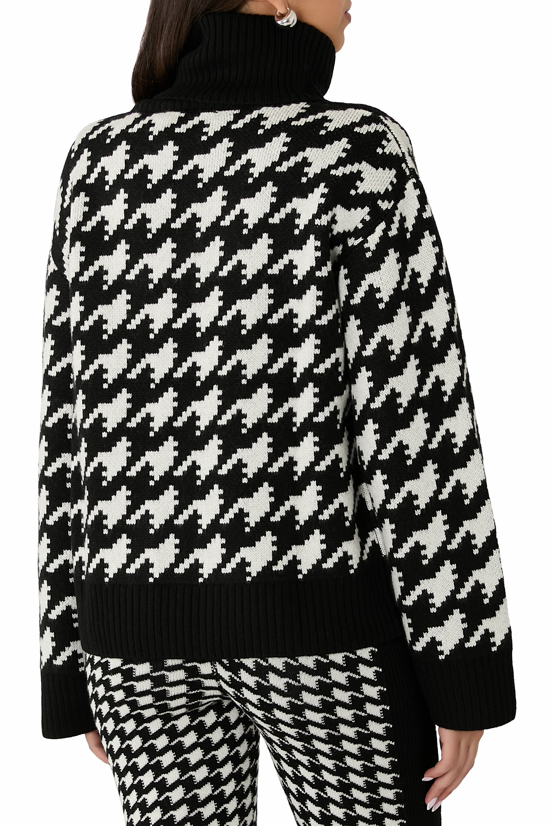 Chunky Houndstooth Merino Wool Sweater