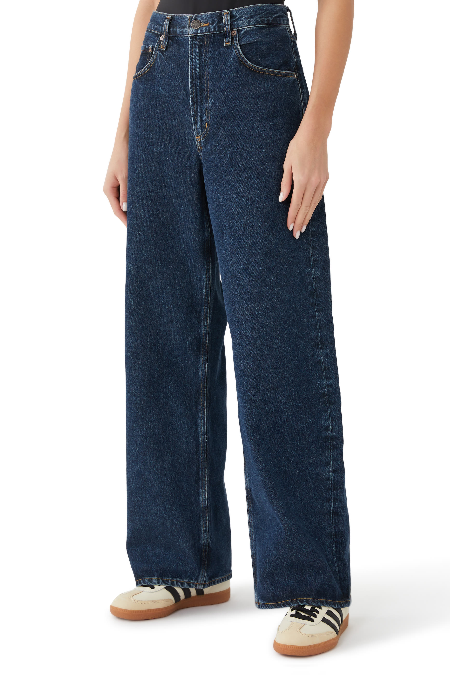 Low Curve Jeans