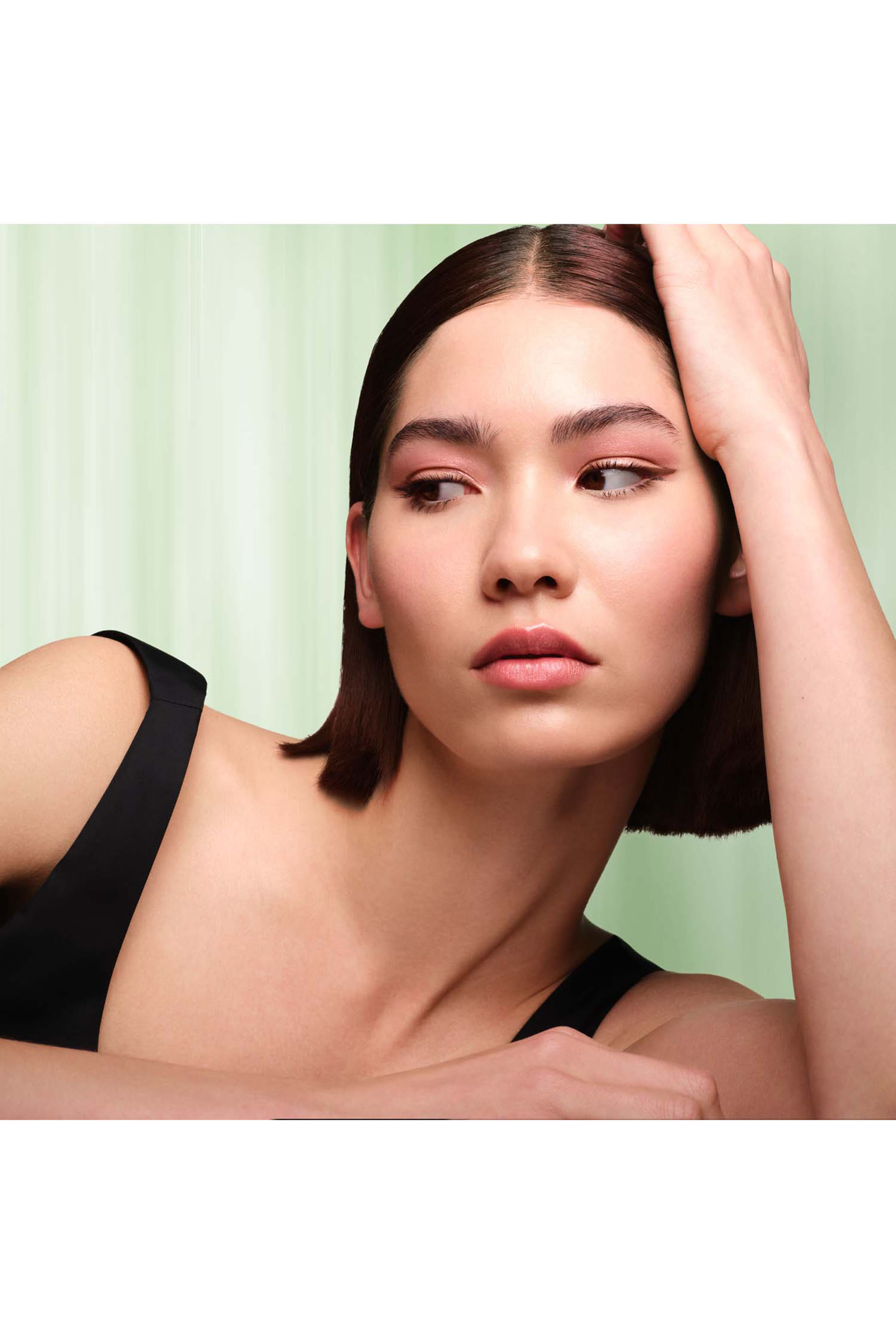 Dimensions Holo Nude Multi-Effect Eyeshadow