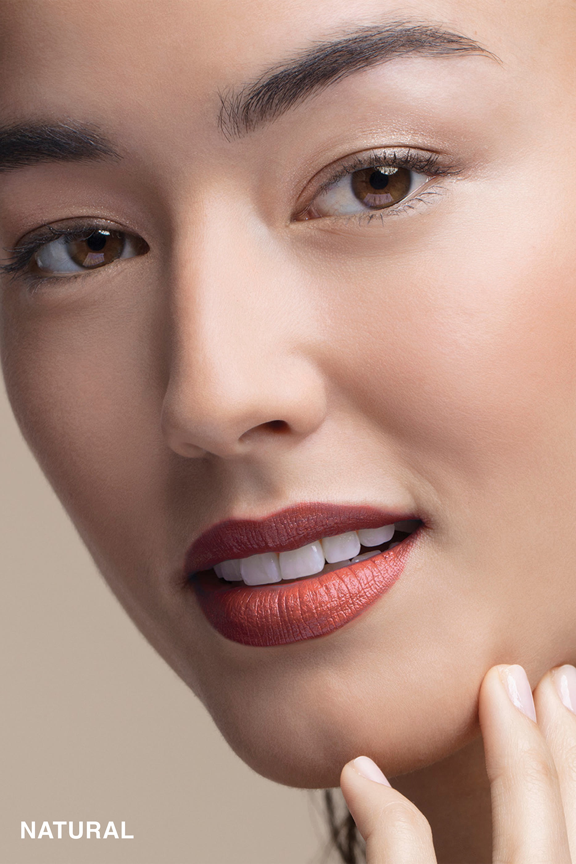 Skin Long-Wear Weightless Foundation