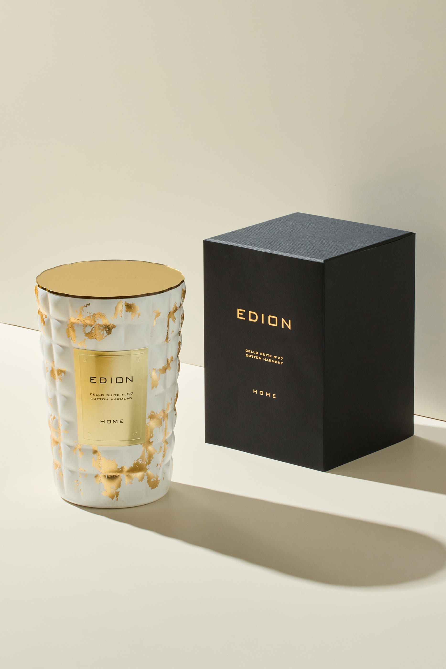 n.27 Cotton Harmony Luxury Scented Candle 