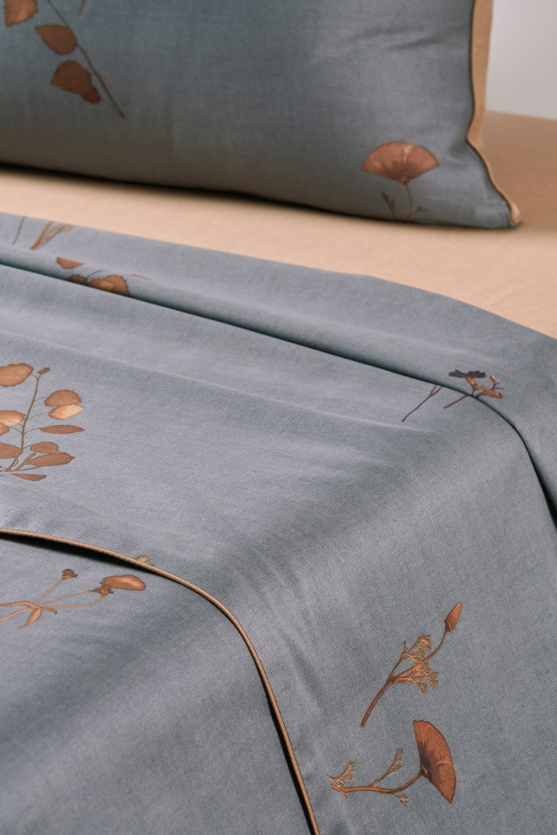 Midnight Flowers Flat Sheet