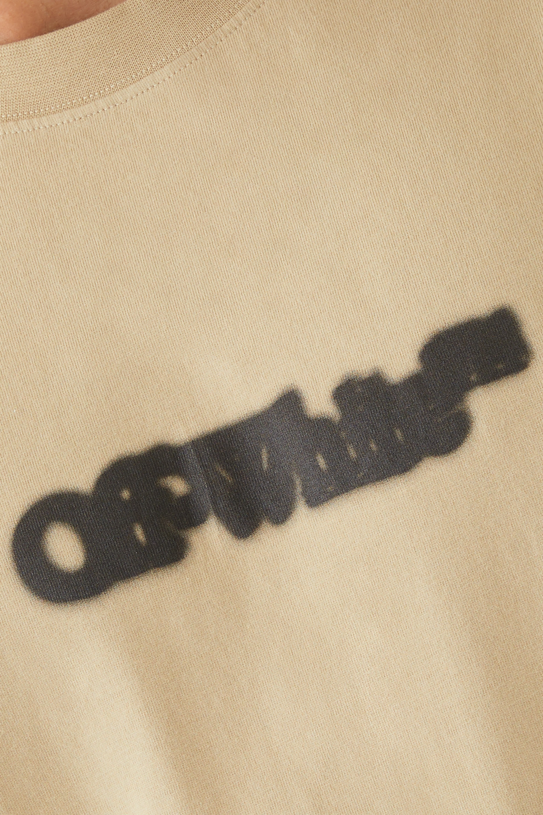 Spray Arrow Short Sleeve T-Shirt