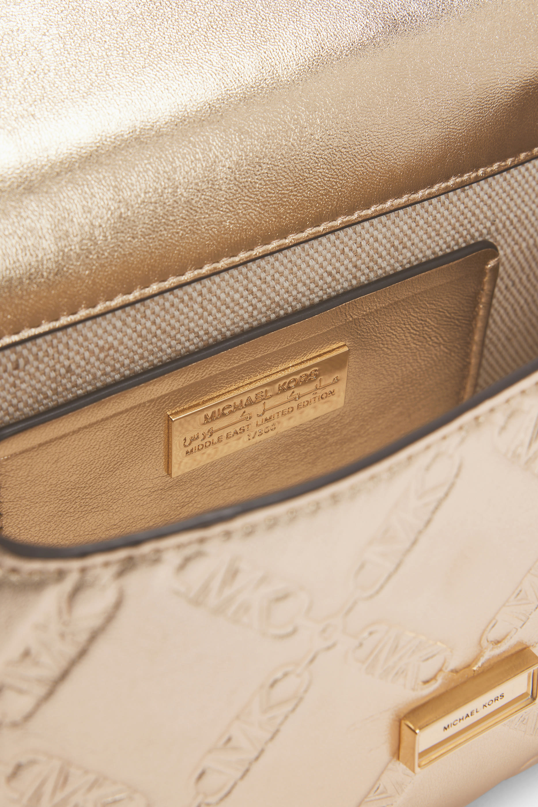 Ludlow Medium Leather Shoulder Bag