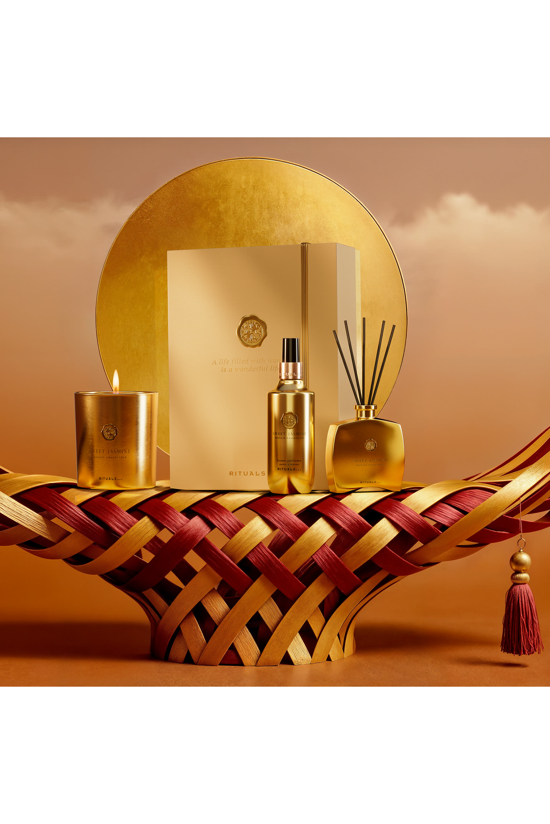 Private Collection – Sweet Jasmine 2025 Gift Set