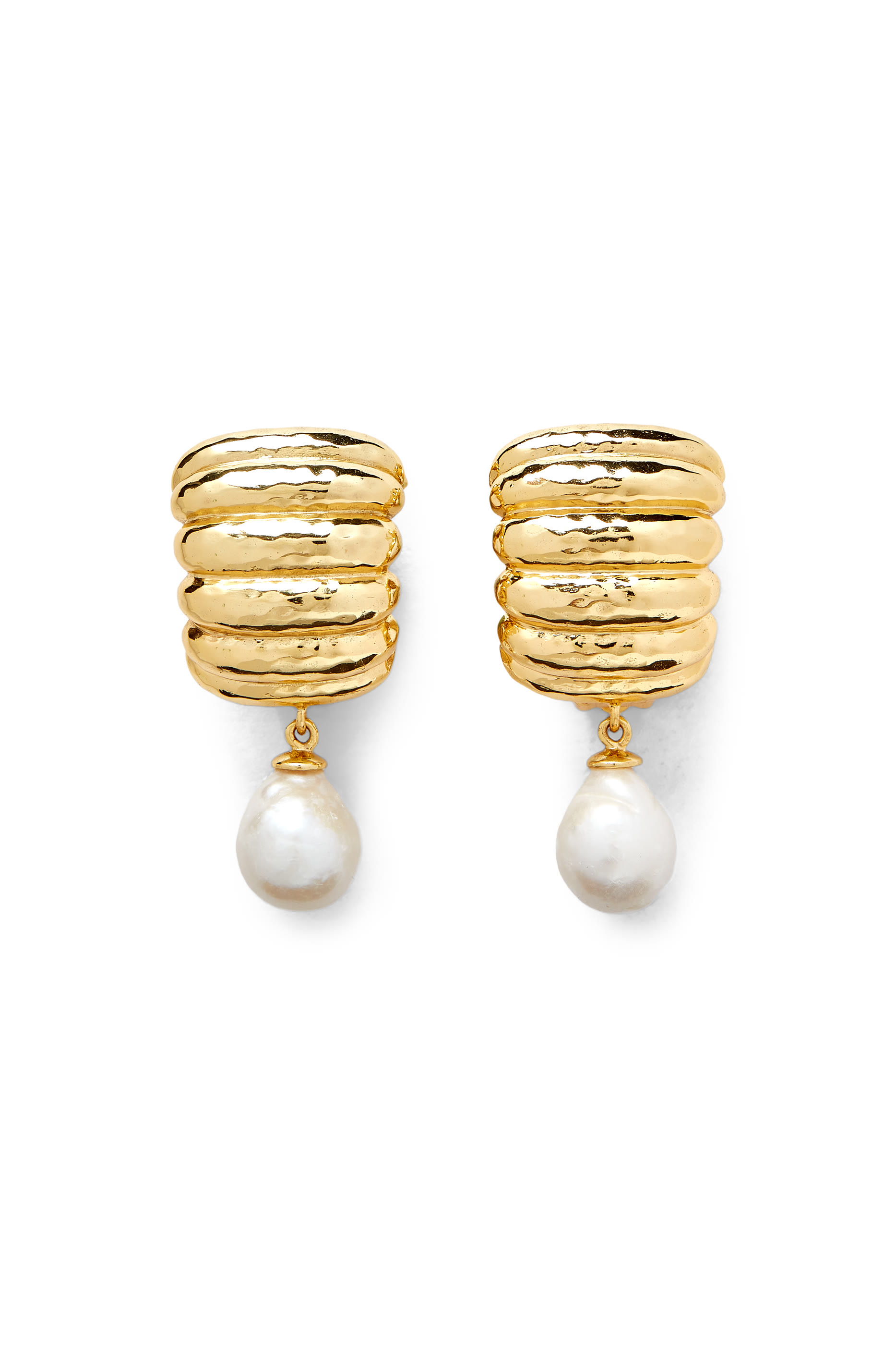 Ribbed Pearl Earrings