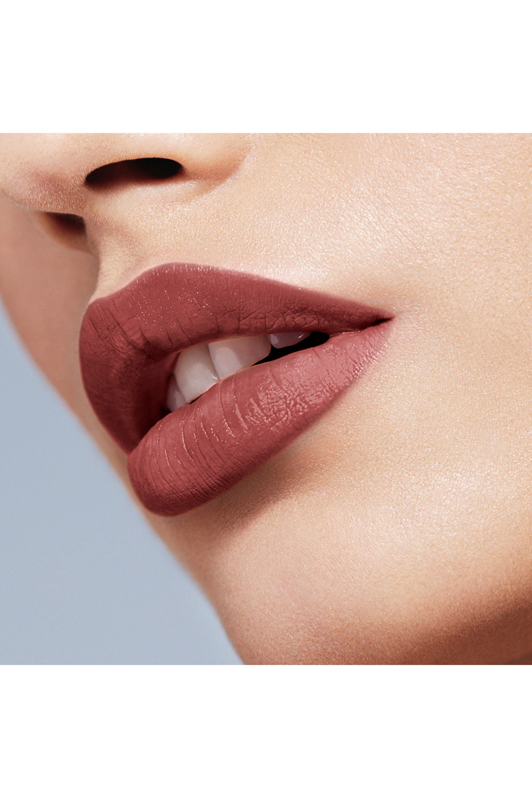 Rouge Artist Lipstick