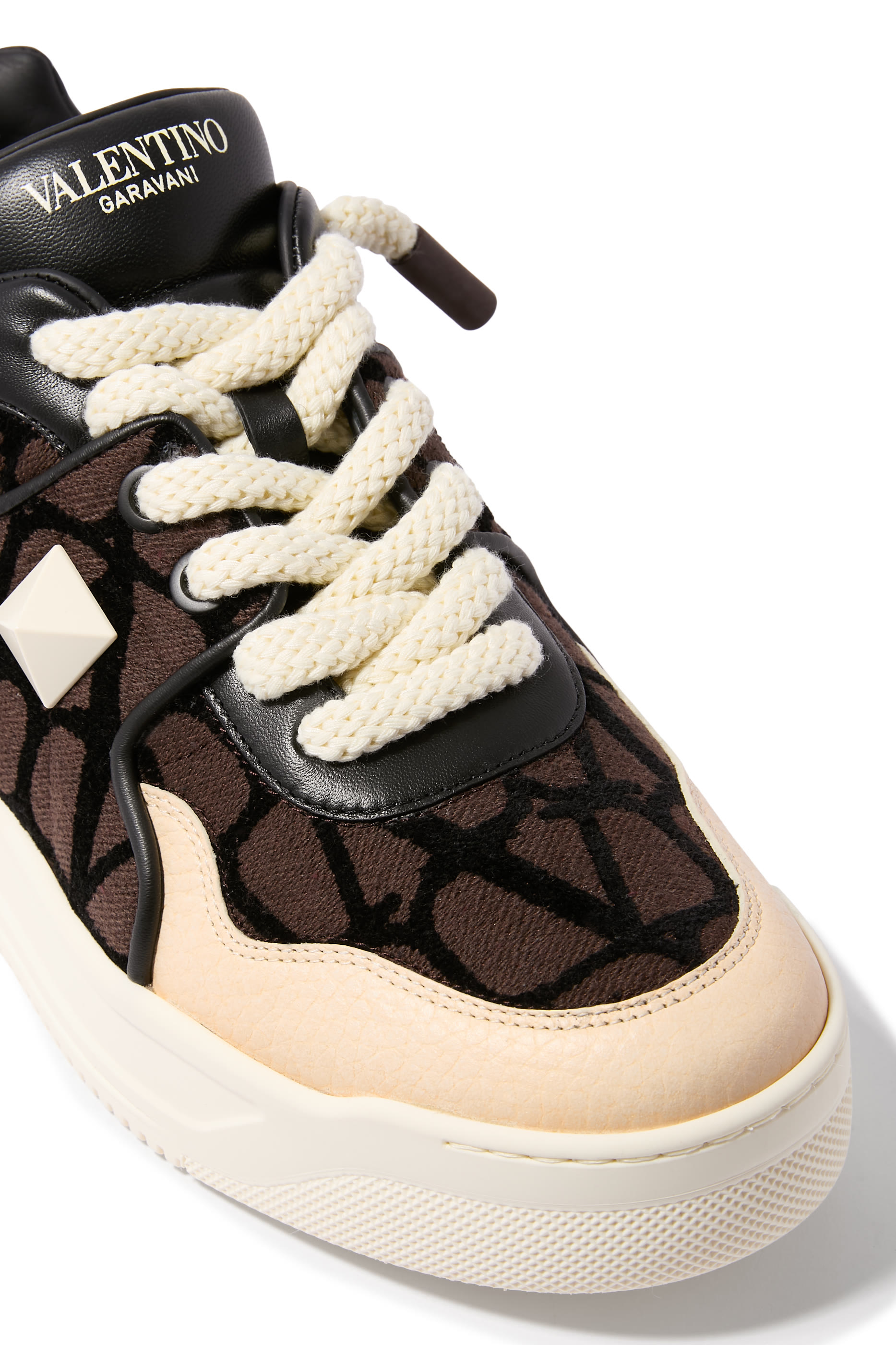 ONE STUD XL Low-Top Sneakers