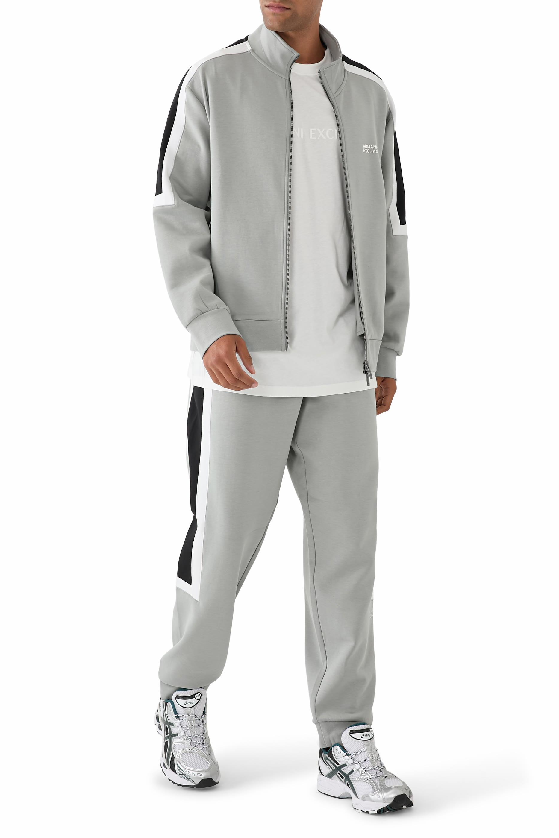 Full Zip Sweatshirt with Contrastign Stripes