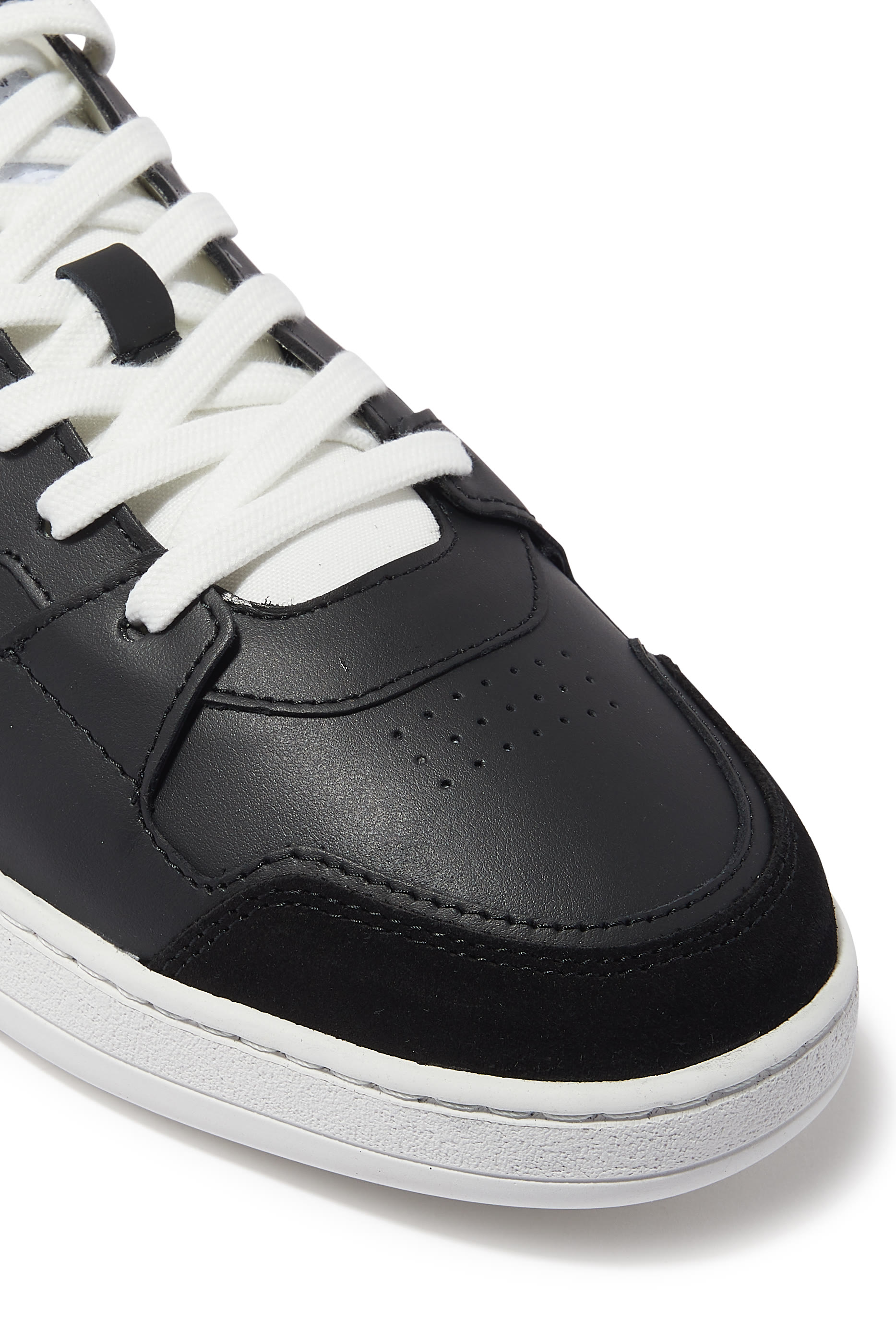 Atlas Low-Top Sneakers