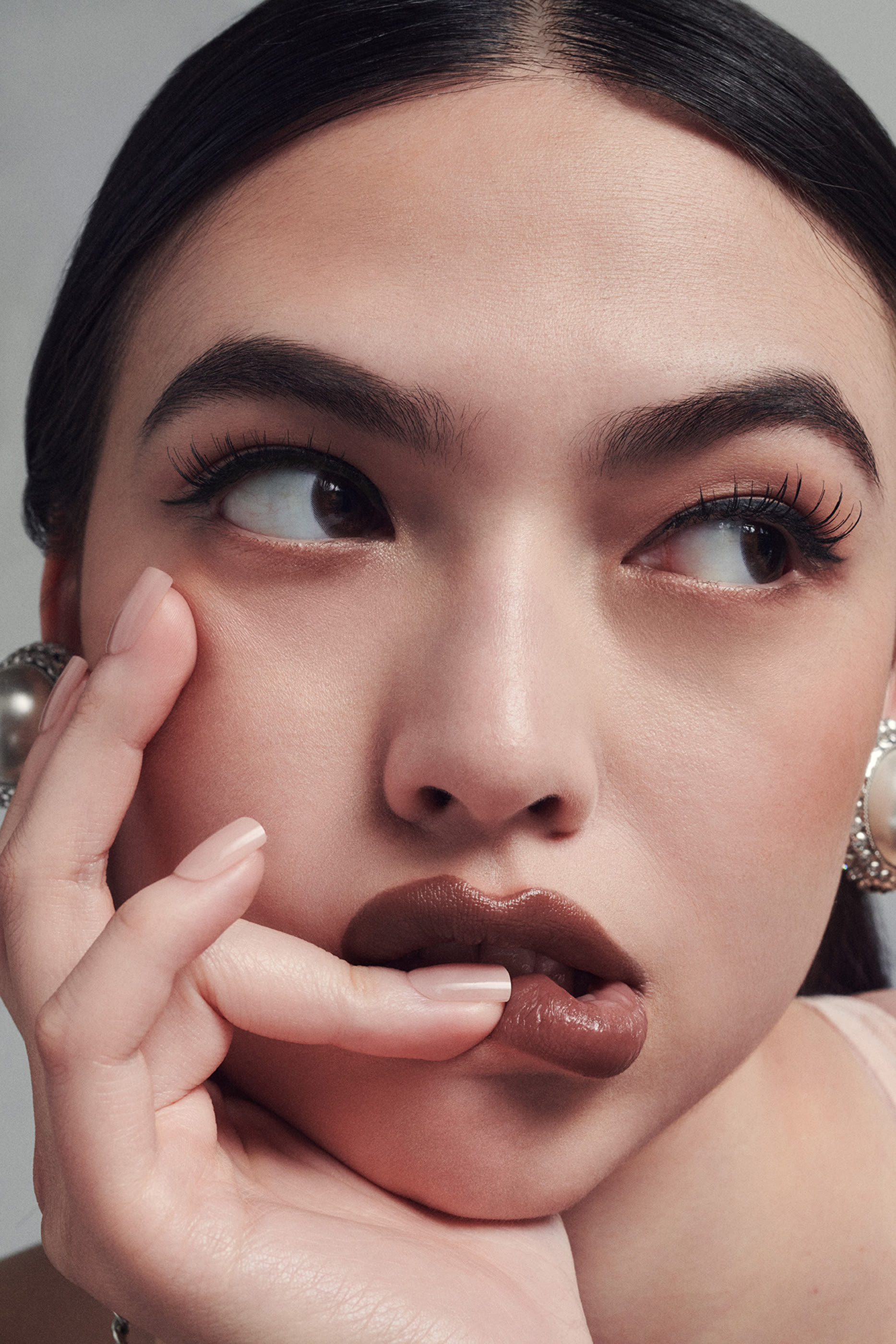 Lustreglass Sheer-Shine Lipstick