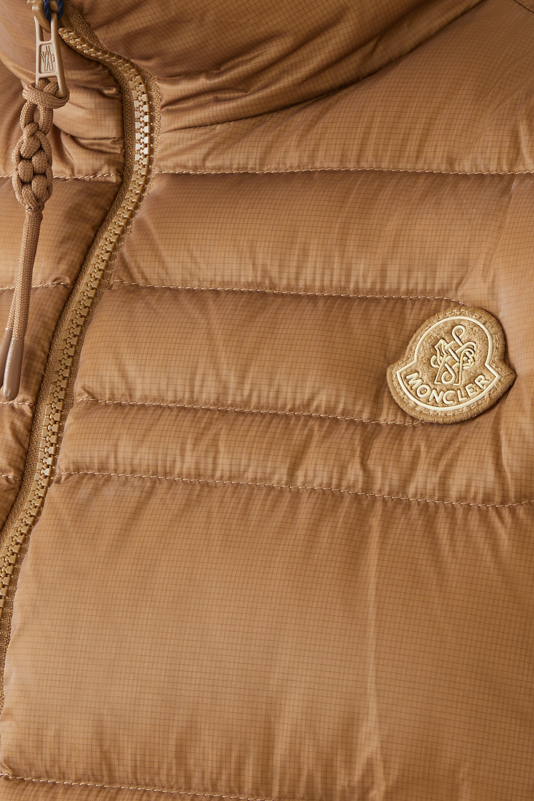 Emeishan Snake-Quilted Down Gilet