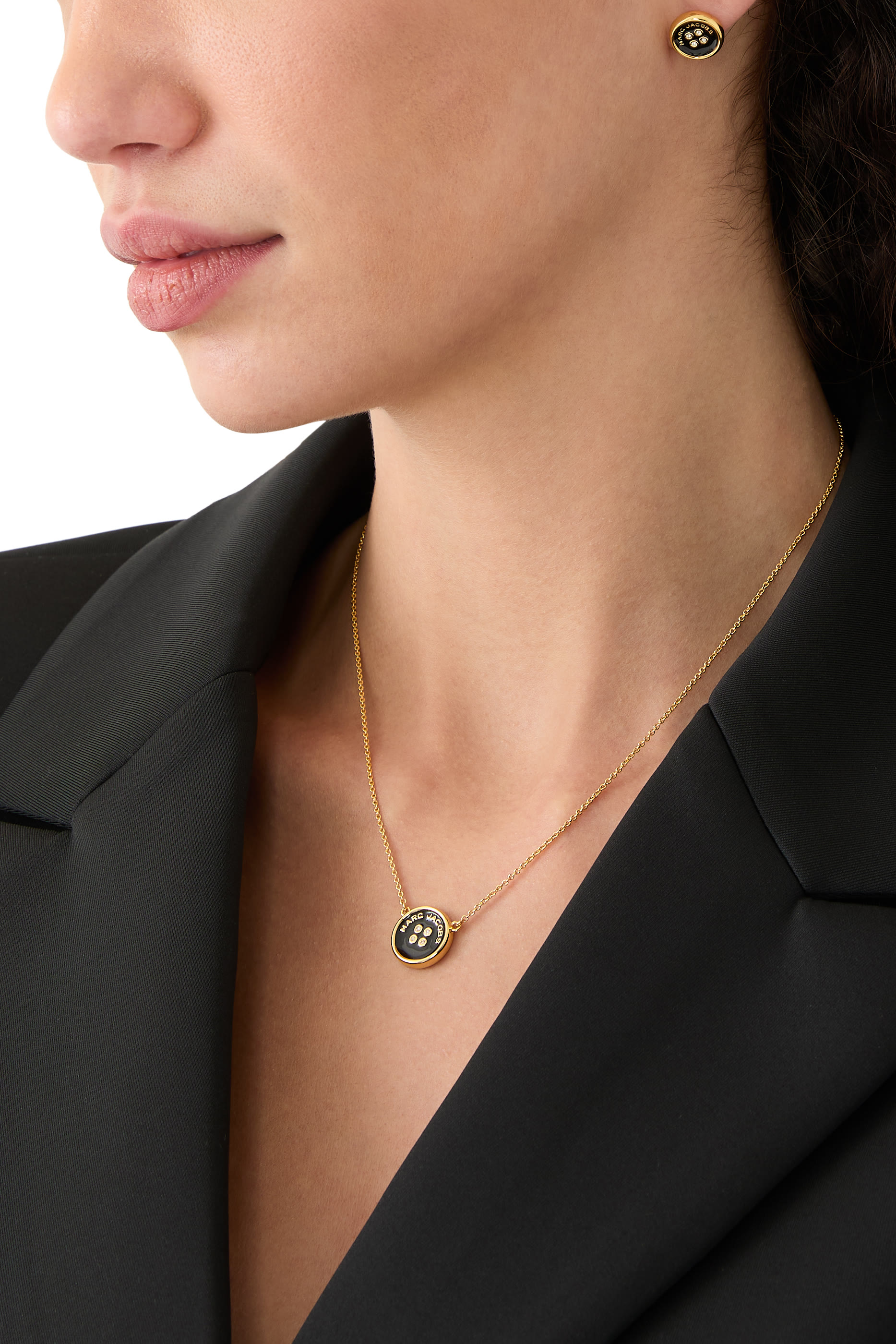 The Button Pendant Necklace