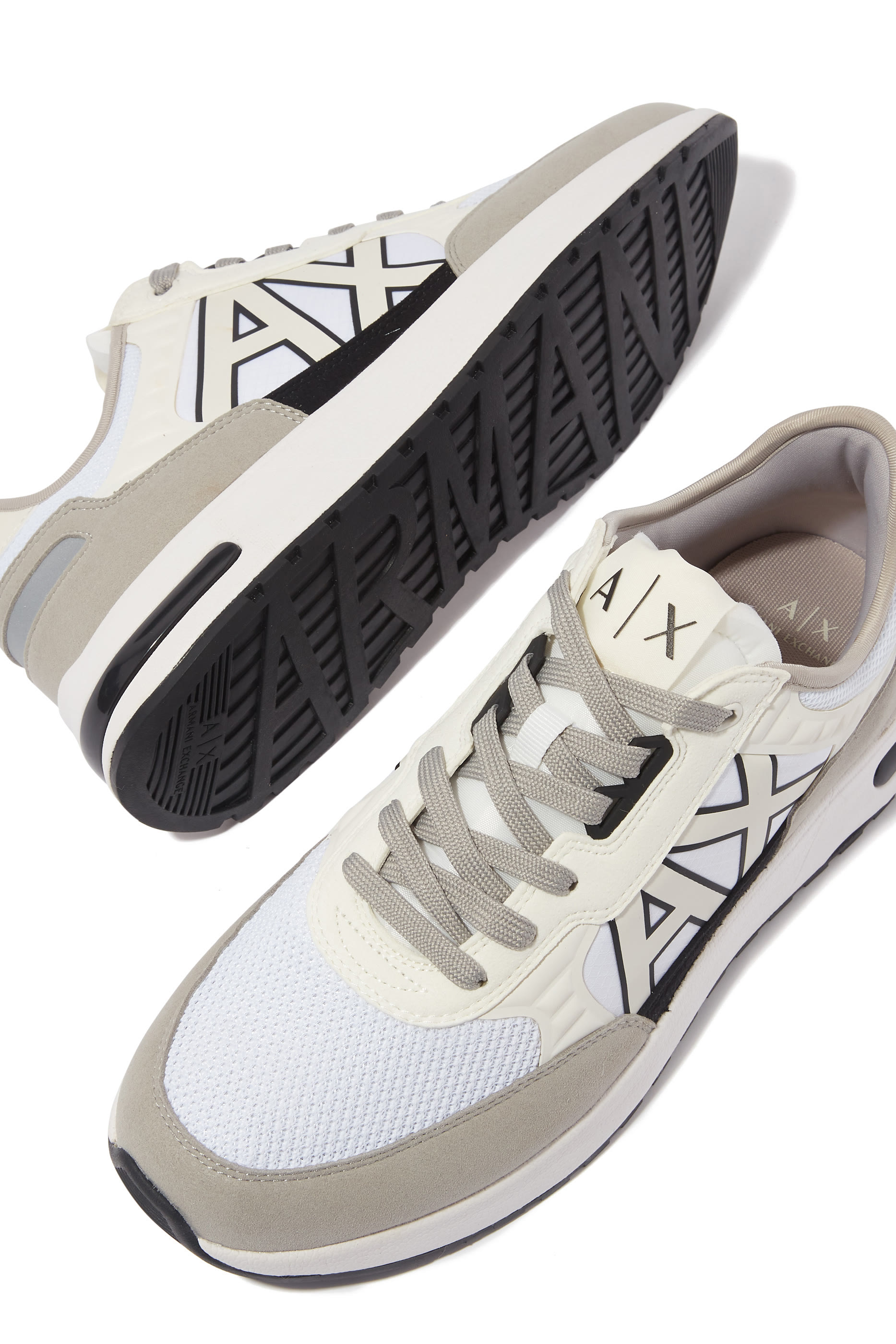 3D Logo Low-Top Sneakers