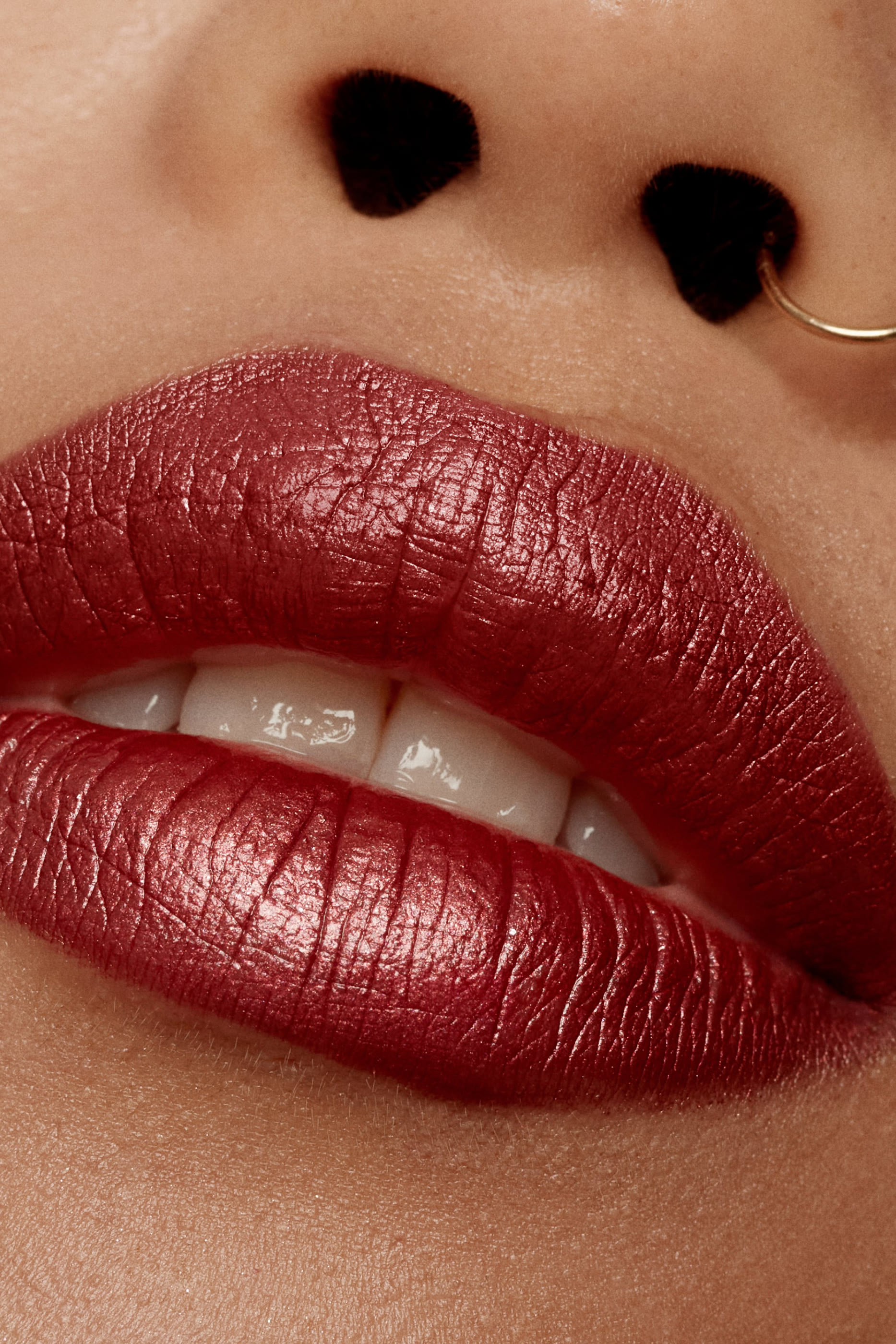 Shimmering Lipstick