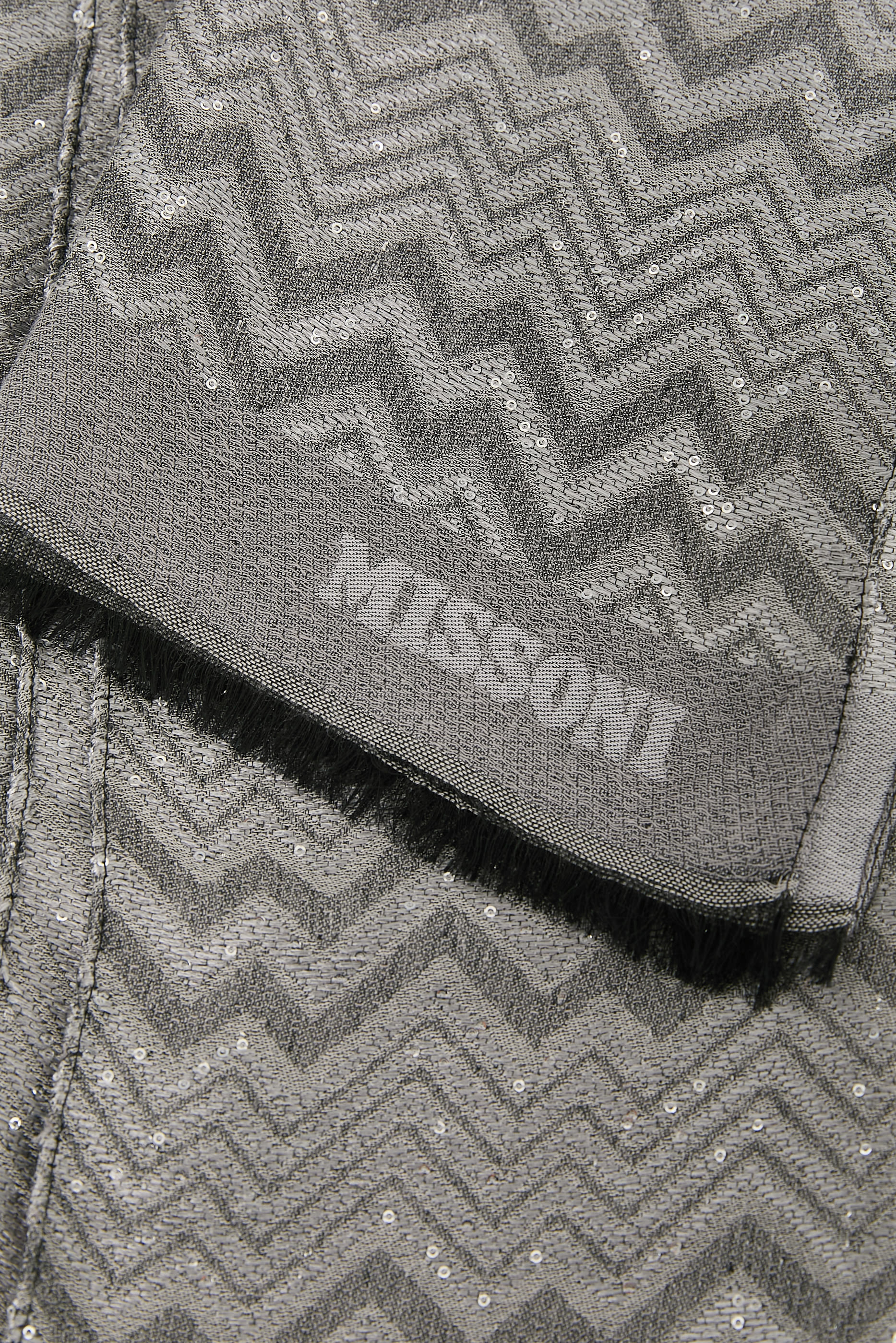 Zig Zag Sequinned Scarf 