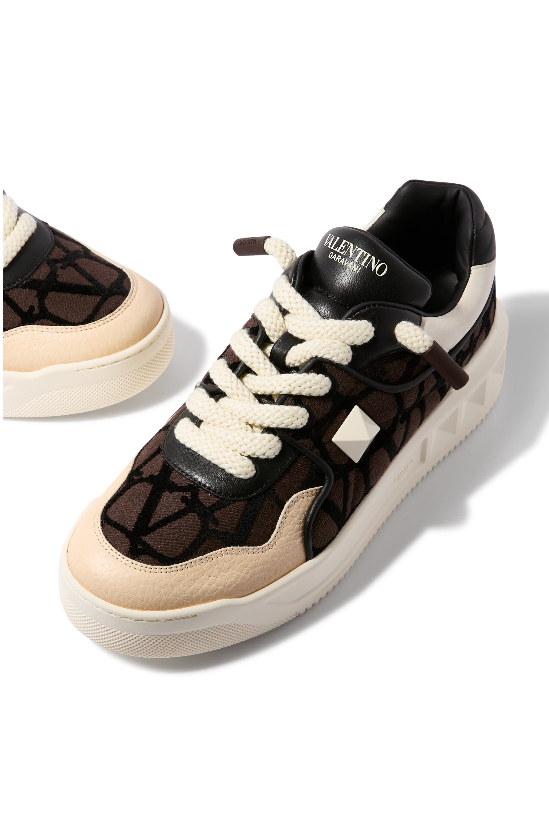 ONE STUD XL Low-Top Sneakers