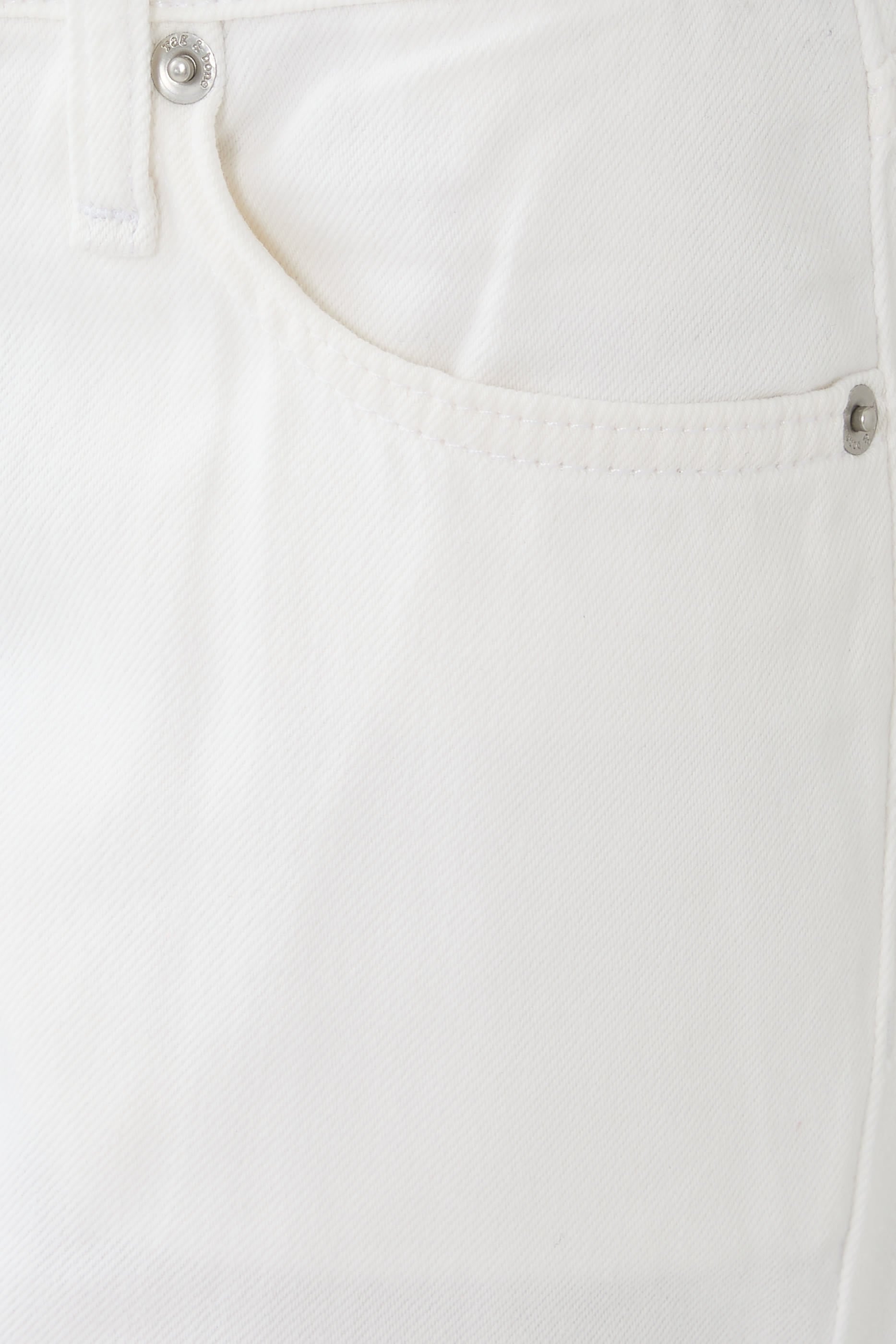  Stevie Slim Tapered Jeans in Ultra Featherweight Denim
