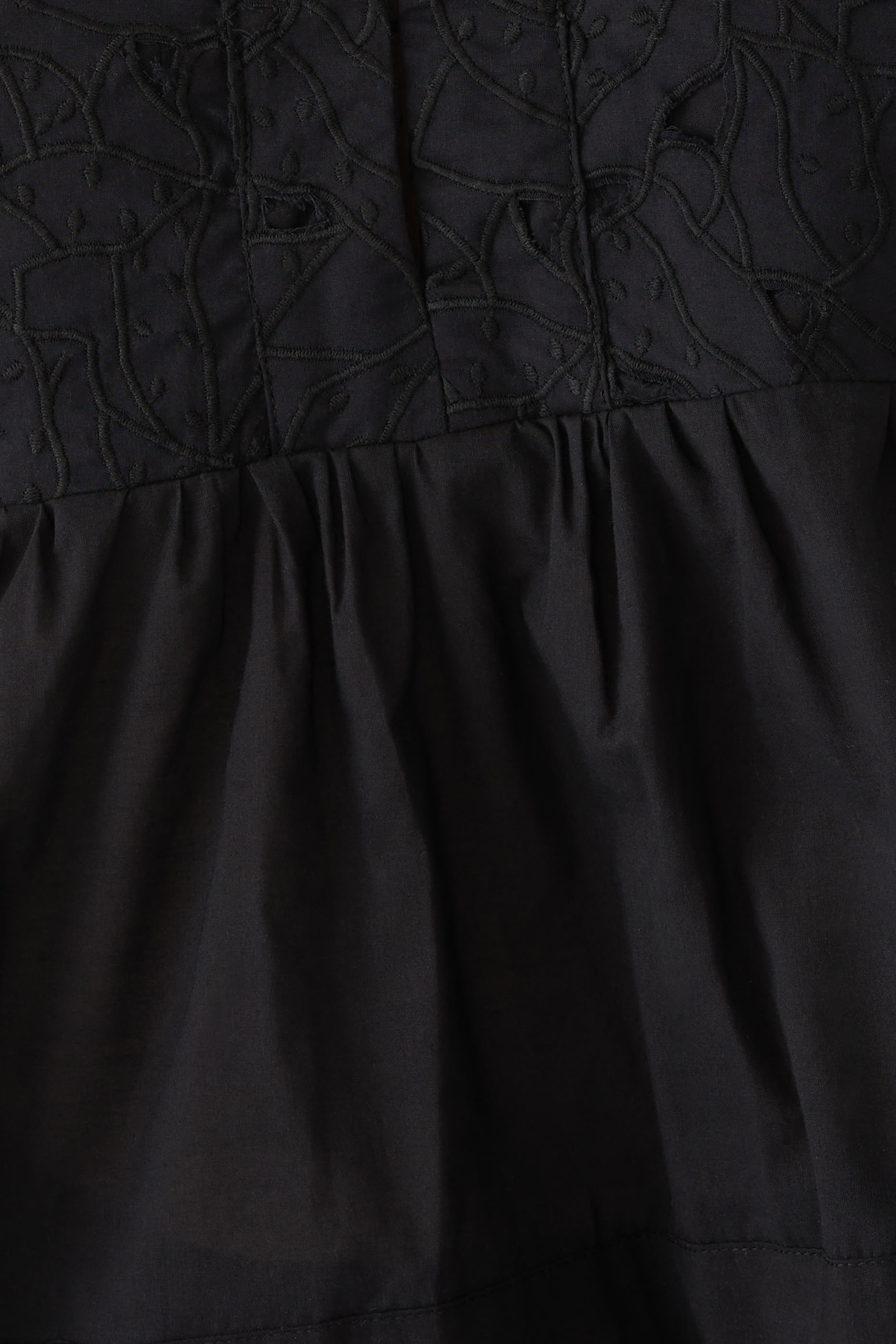  Broderie Sleeveless Top