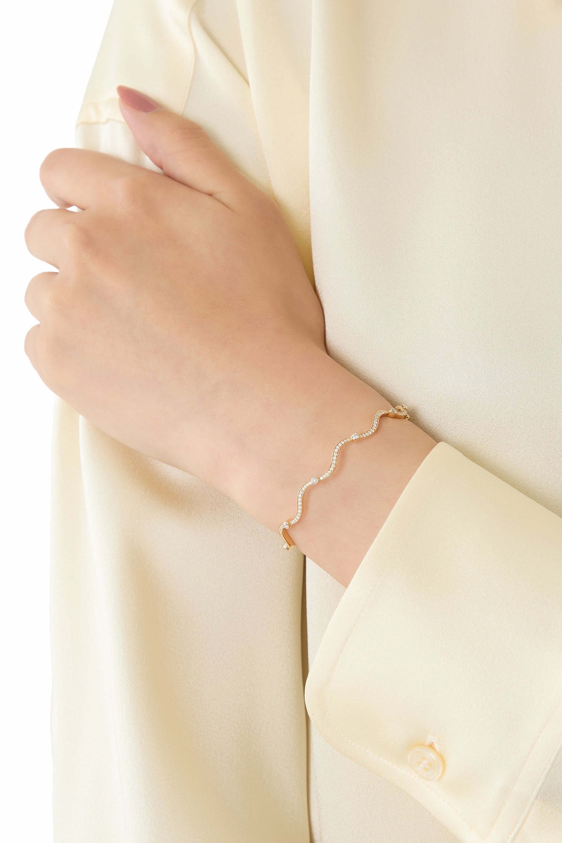 Wave Bangle, 18k Yellow Gold & Diamonds