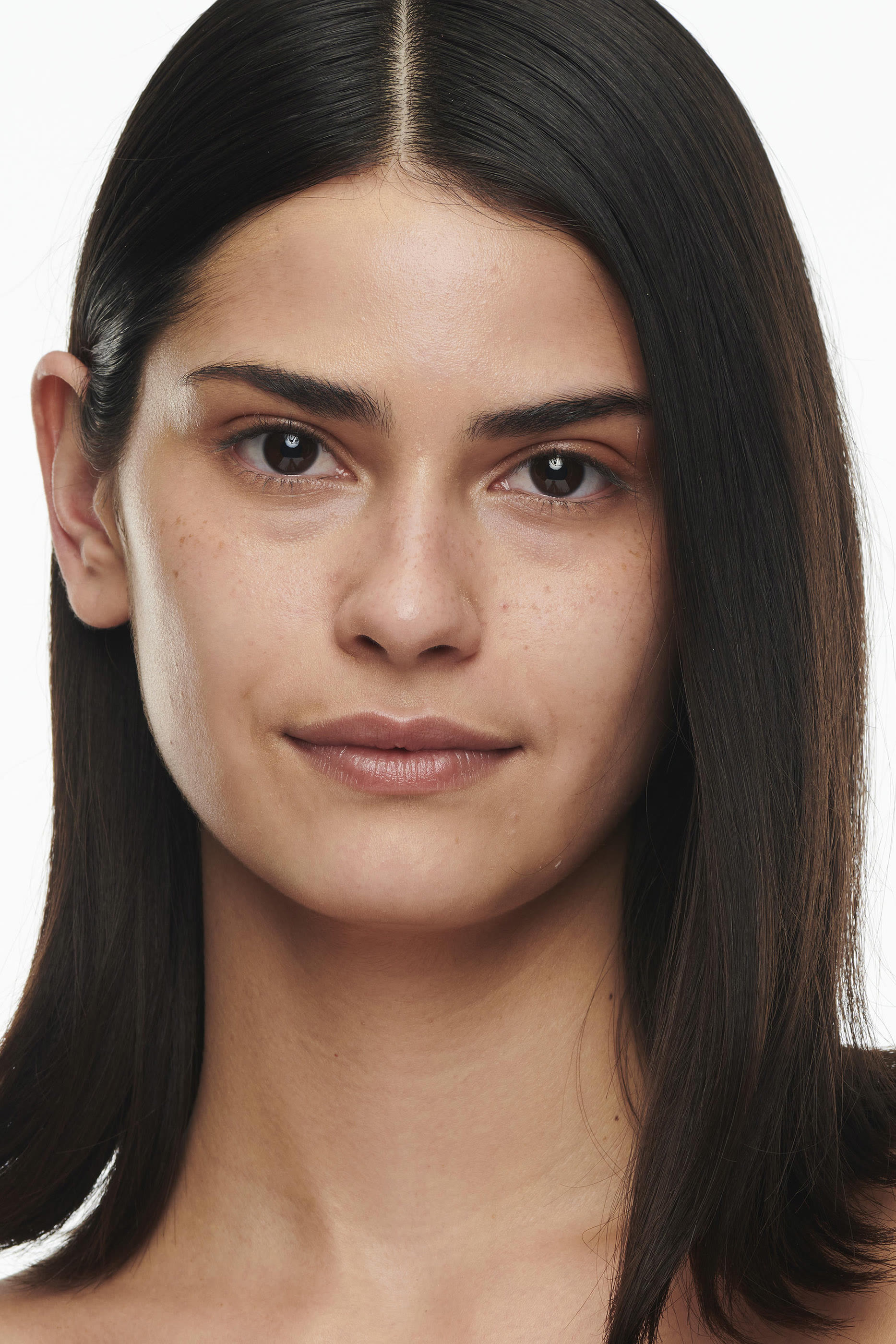 Studio Radiance Serum-Powered Foundation, 30ml