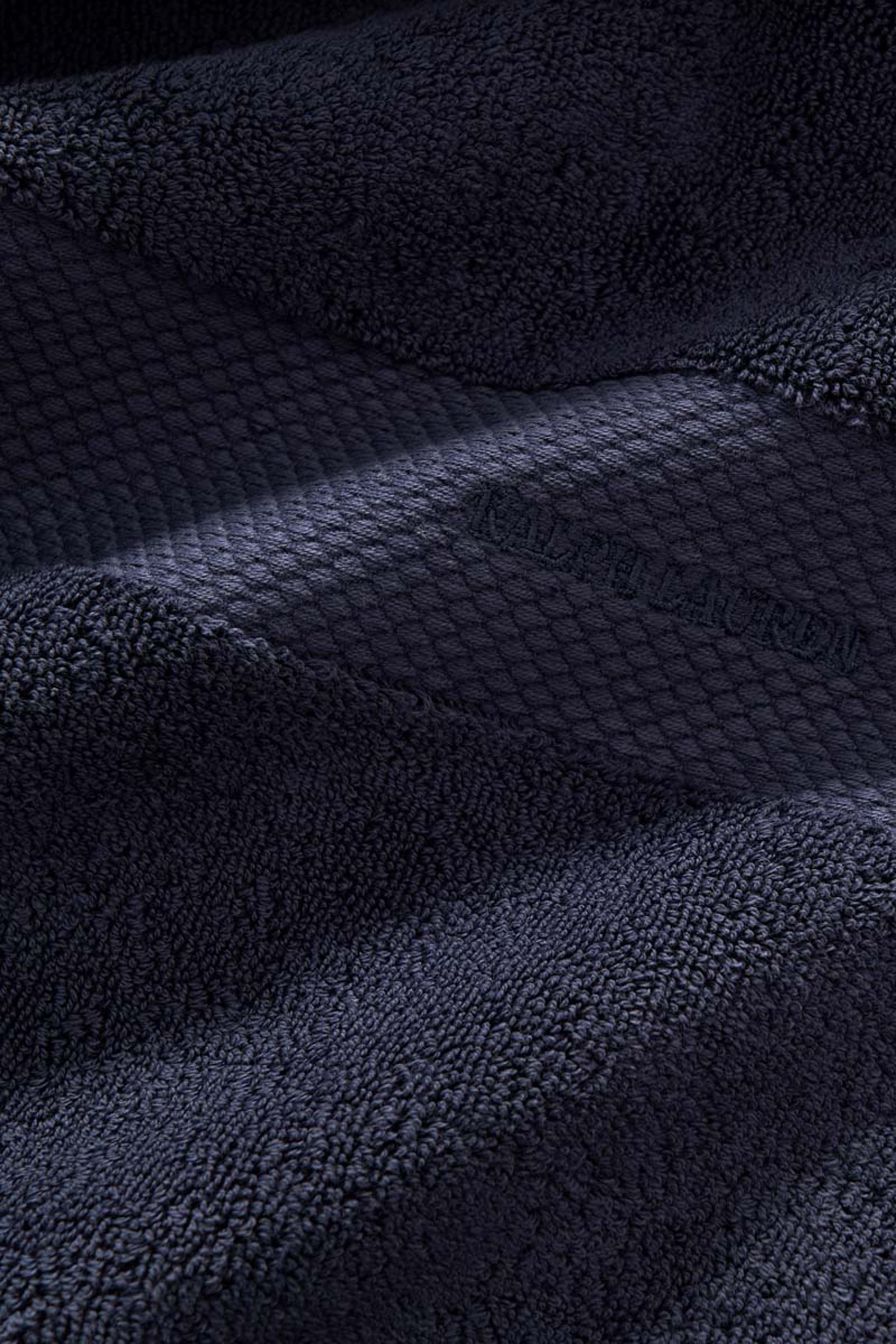 Avenue Bath Collection