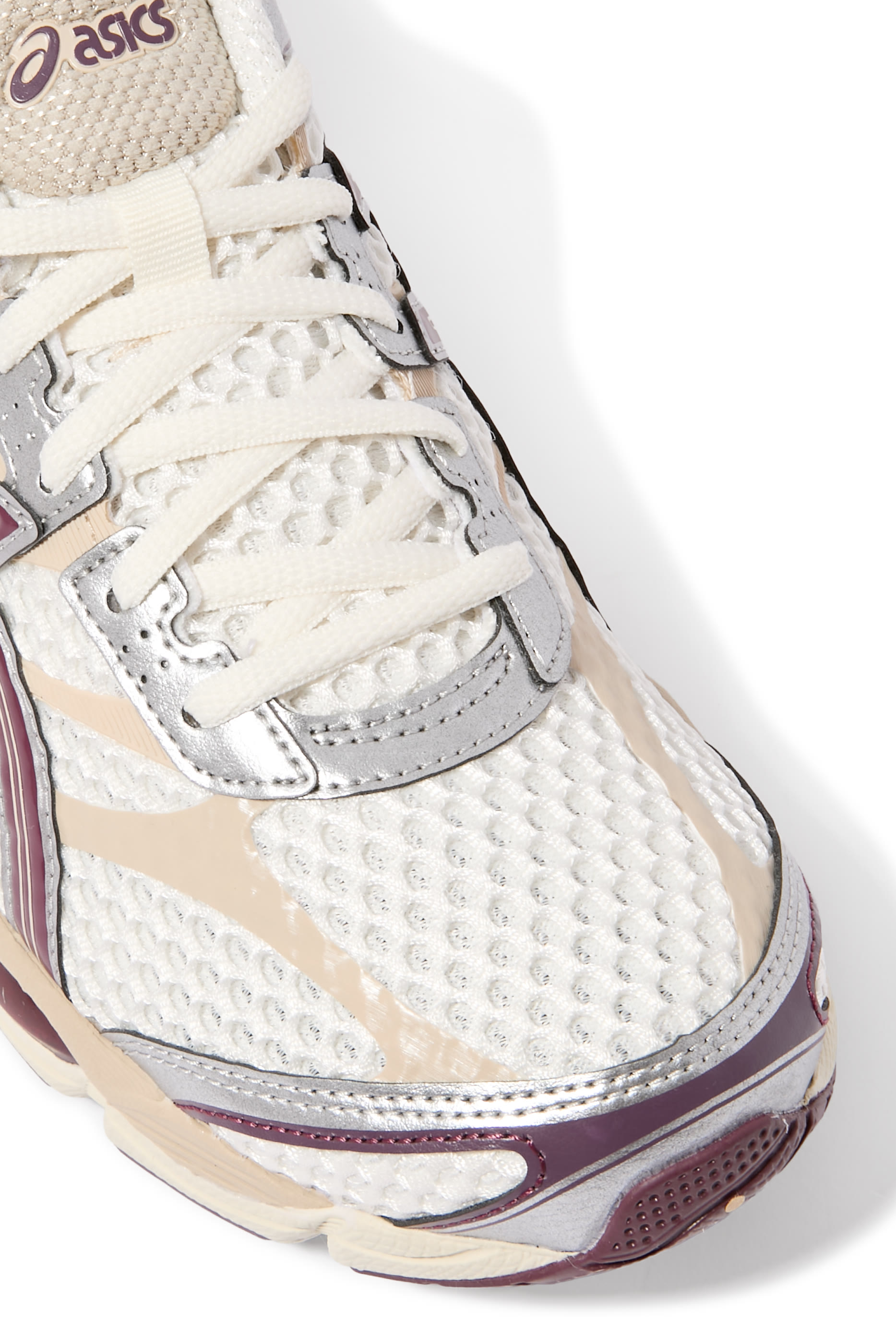 Gel Cumulus 16 Low Top Sneakers