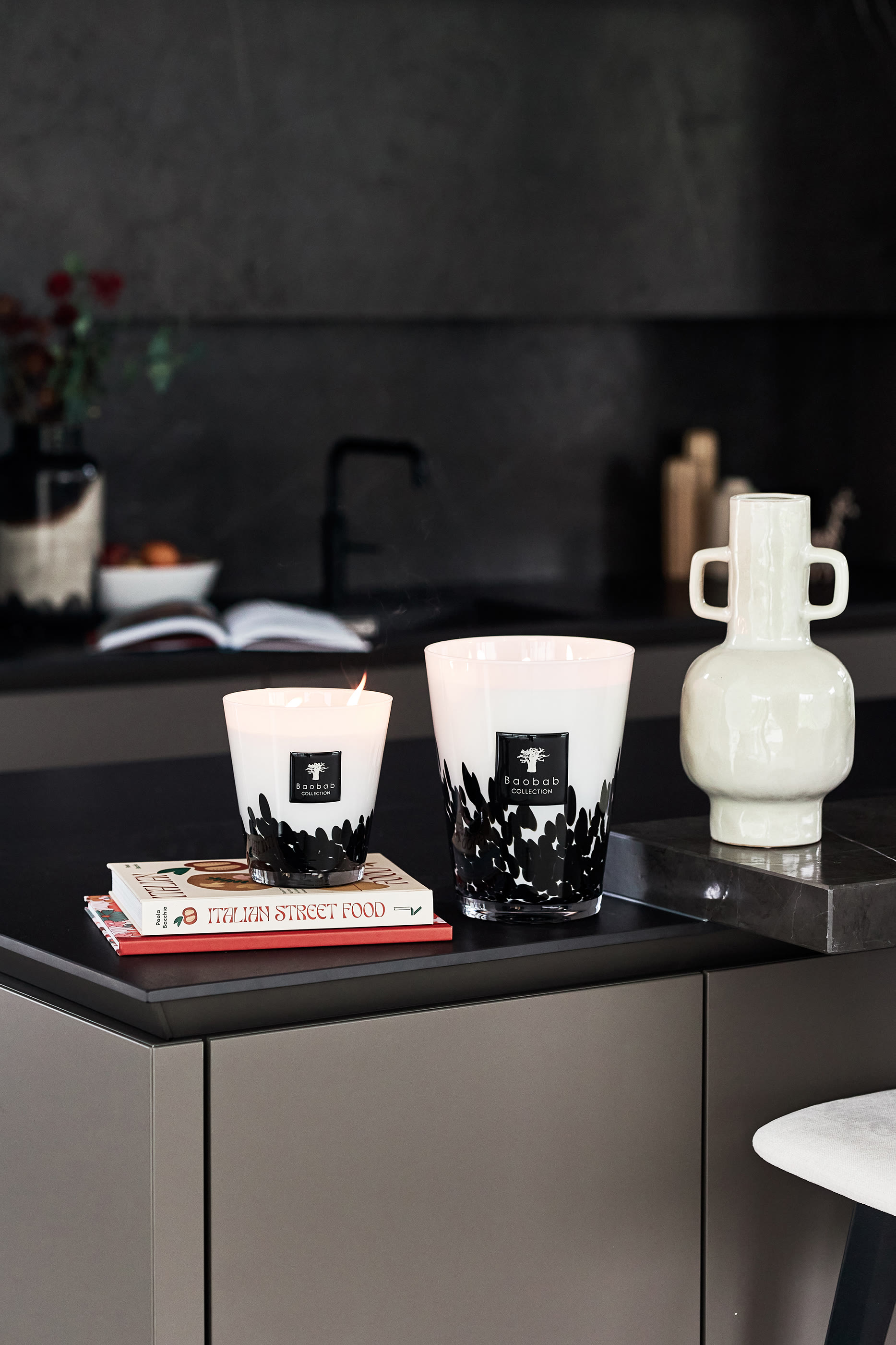 Max 10 Feathers Scented Candle