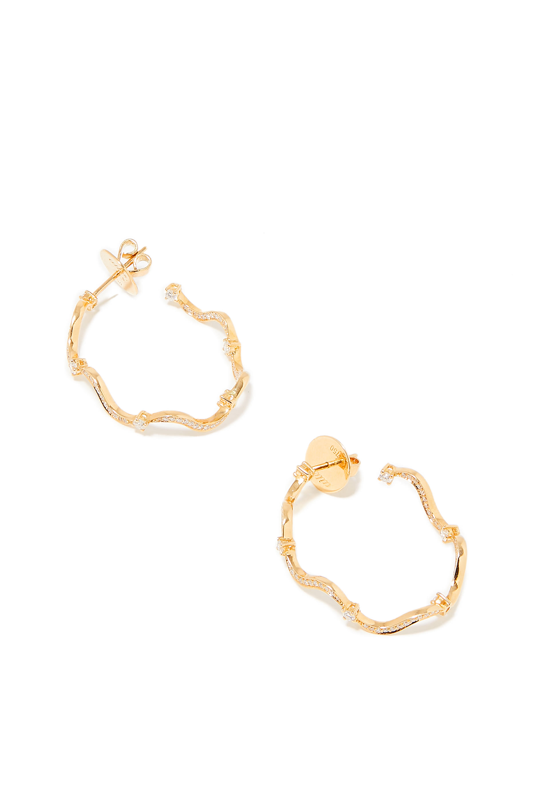 Wave Medium Hoops, 18K Yellow Gold & Diamonds