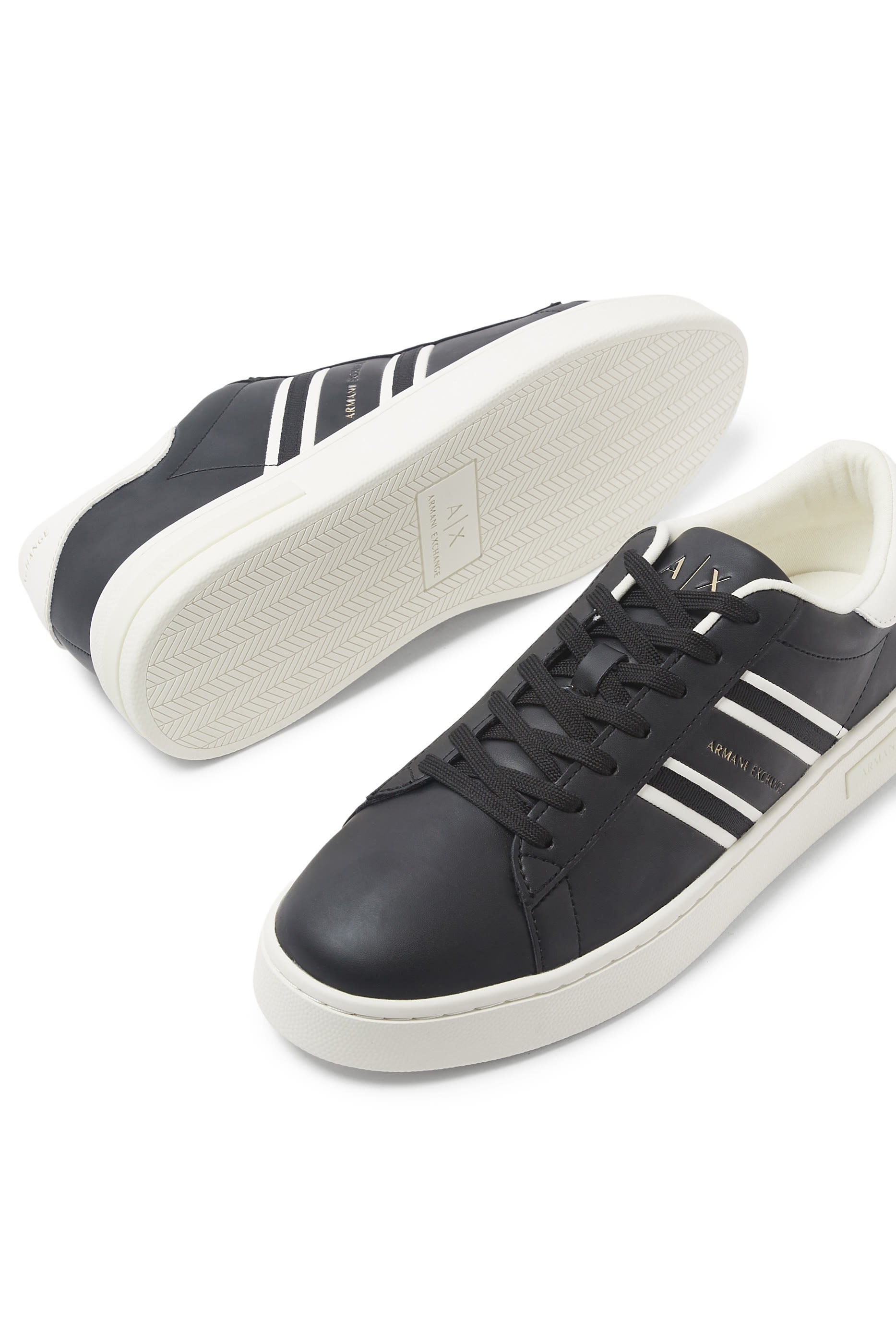 London Side Logo Sneakers