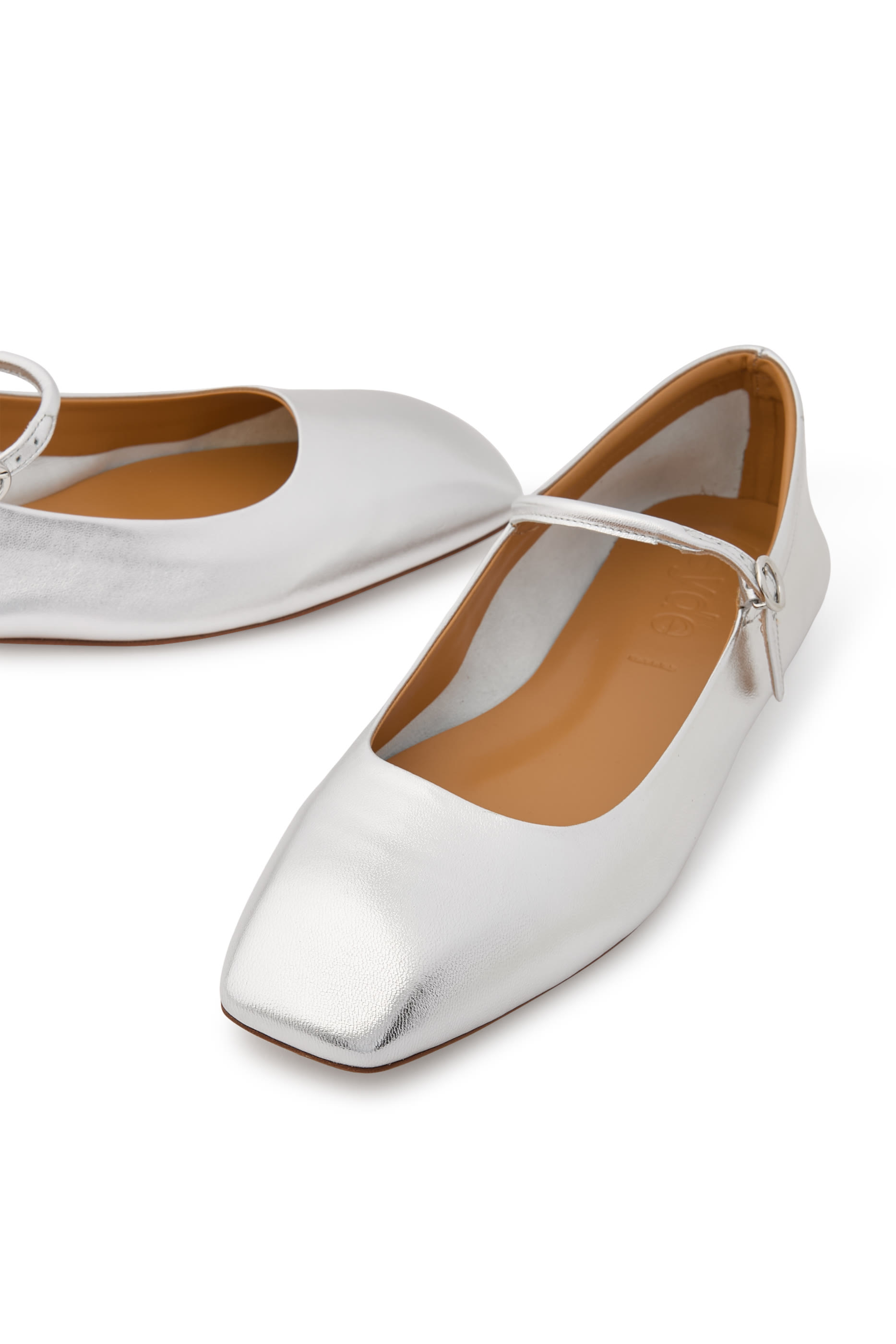 Uma Slim Sneakers